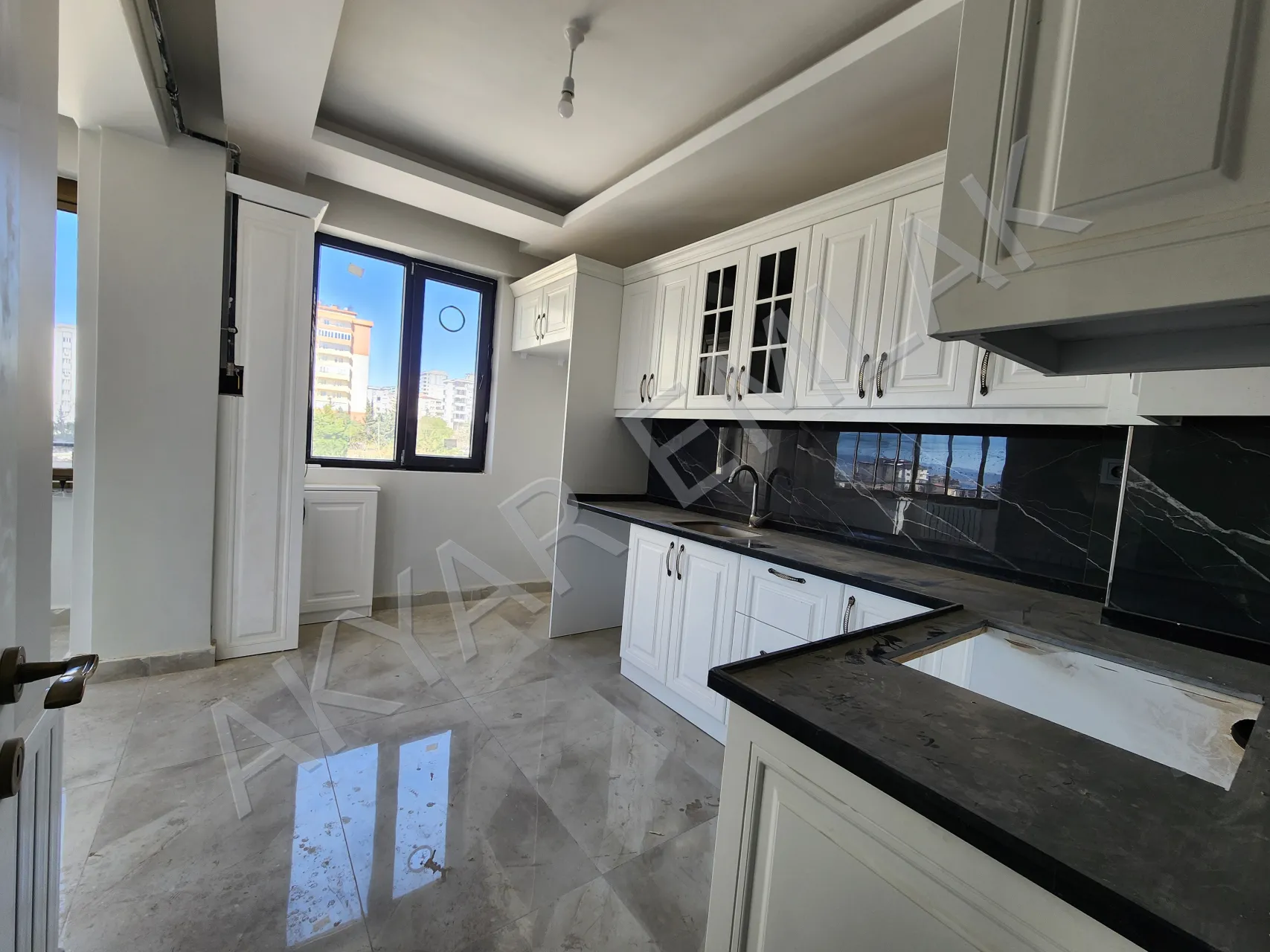 AKYAR EMLAK SELÇUKLU MAH. LÜKS 3+1 DAİRE YENİ YAPI — 30