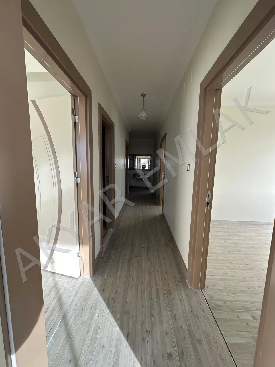 AKYAR EMLAK'DAN ÜNGÜT MH. 5+1 LÜKS 240 M2 DAİRE — 7
