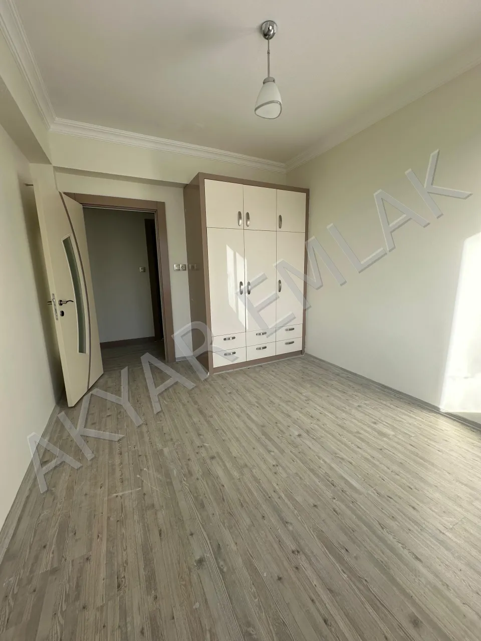 AKYAR EMLAK'DAN ÜNGÜT MH. 5+1 LÜKS 240 M2 DAİRE — 6
