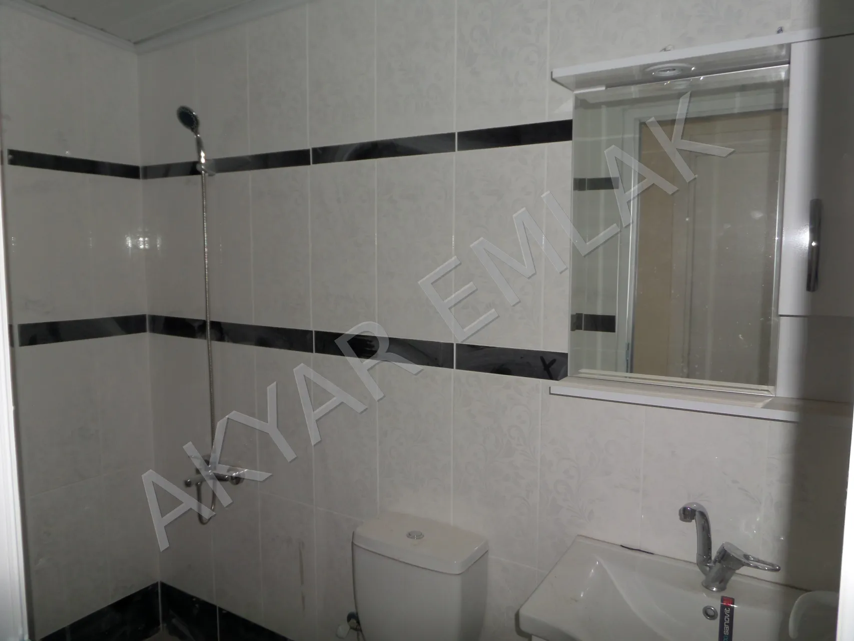AKYAR EMLAK'DAN KARAMANLI MAH'DE 2+1 HASARSIZ FIRSAT DAİRE — 22