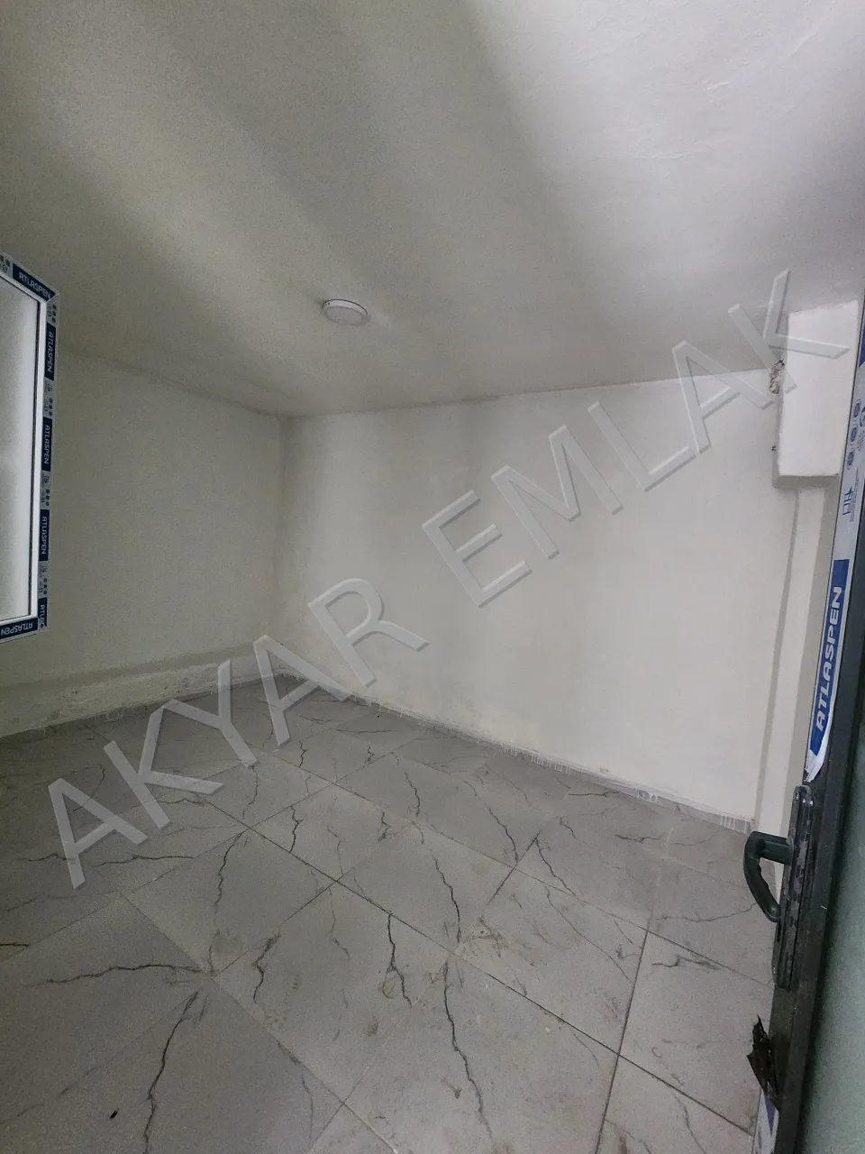 AKYAR EMLAK'DAN DURAKLI MAH. ANA CADDE ÜZERİ MÜSTAKİL EV ACİL !! — 5