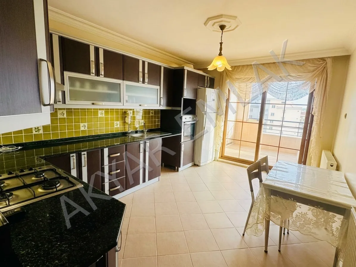 AKYAR EMLAK'DAN HAYDARBEY MAHALLESİNDE 4+1 LÜKS DAİRE — 3