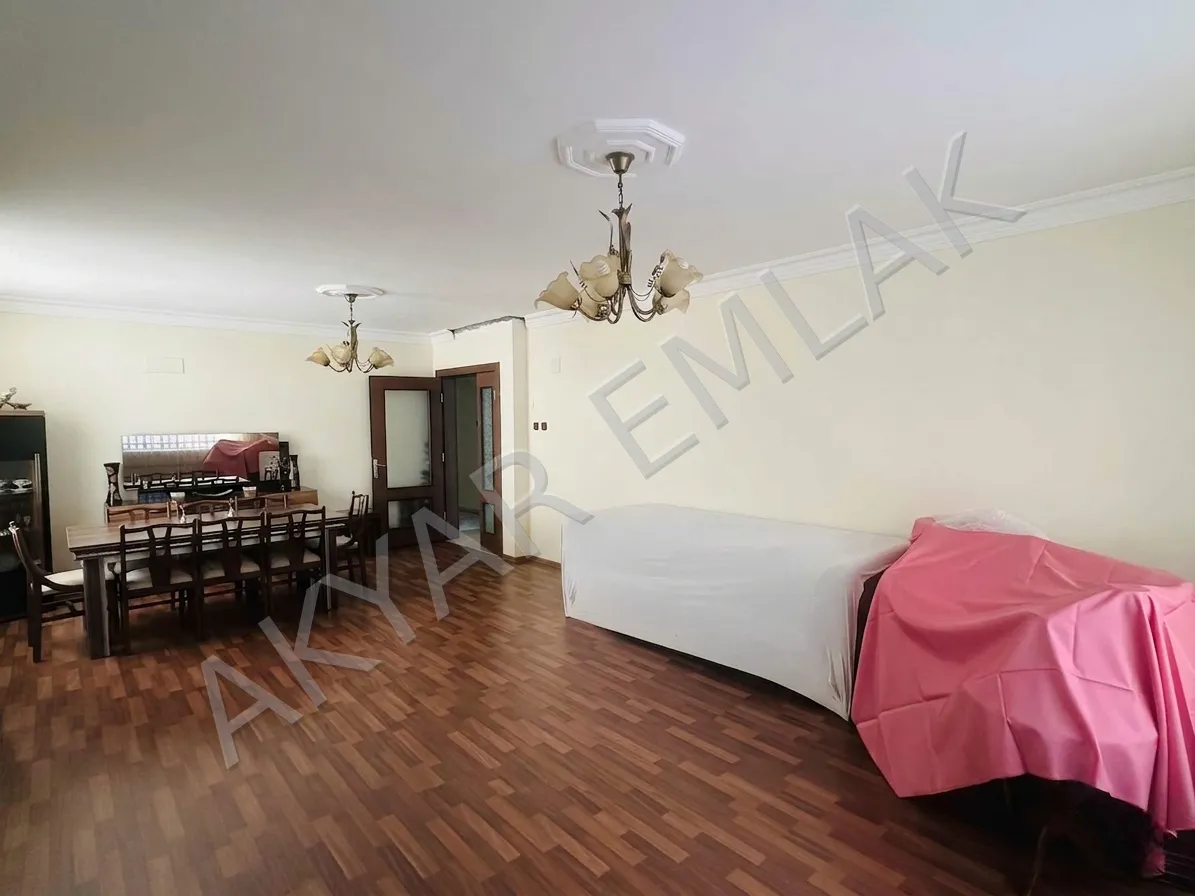 AKYAR EMLAK'DAN HAYDARBEY MAHALLESİNDE 4+1 LÜKS DAİRE — 5