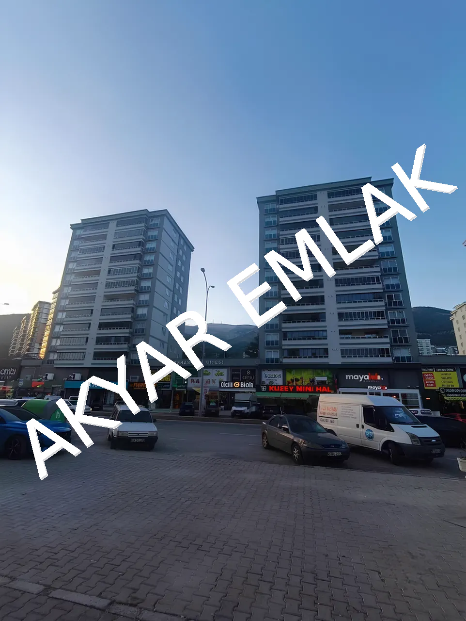KUZEY ÇEVRE YOLU ANA ARTER ÜZERİ – GENİŞ 4+1 SATILIK DAİRE — 24