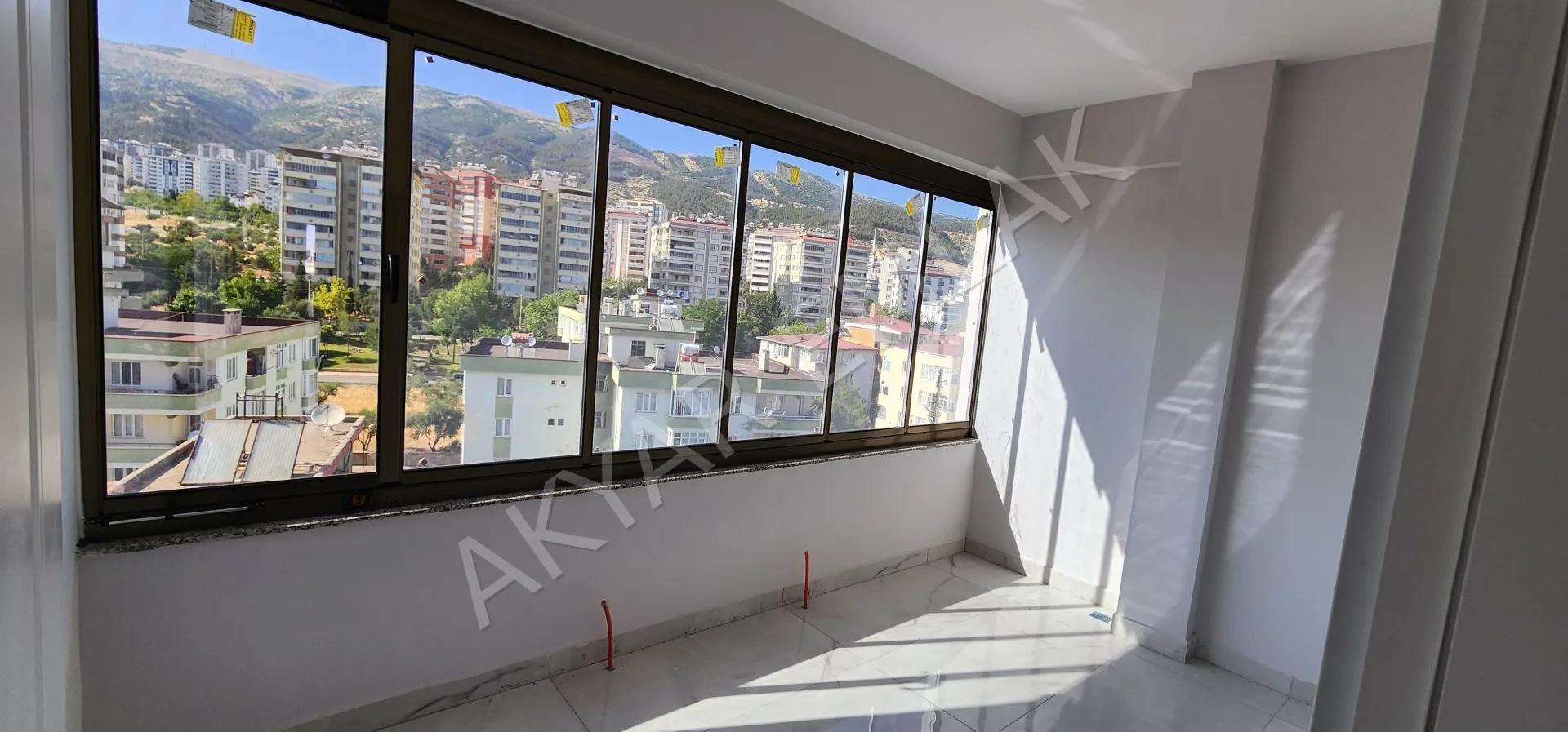 AKYAR EMLAK'dan Muhteşem Lüks 5+1 Daire ana cadde üzeri — 32