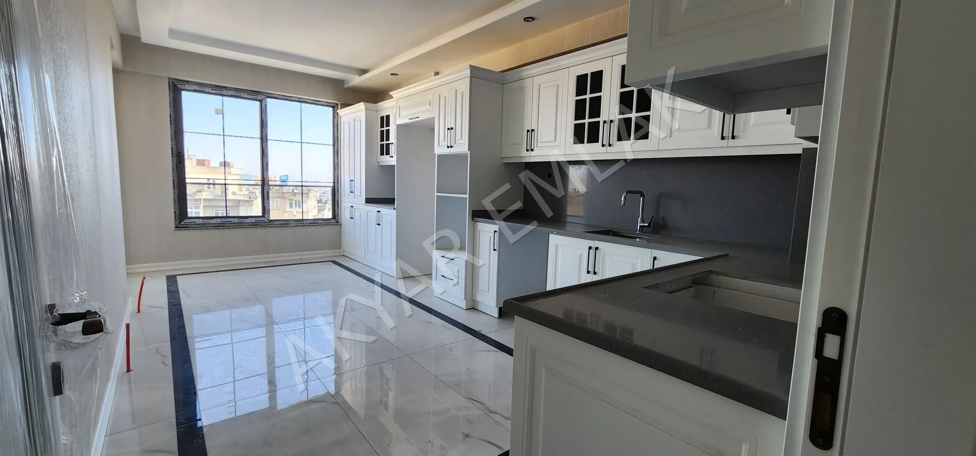 AKYAR EMLAK'dan Muhteşem Lüks 5+1 Daire ana cadde üzeri — 10