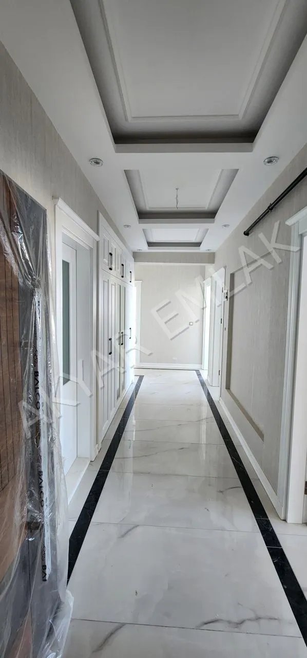 AKYAR EMLAK'dan Muhteşem Lüks 5+1 Daire ana cadde üzeri — 3