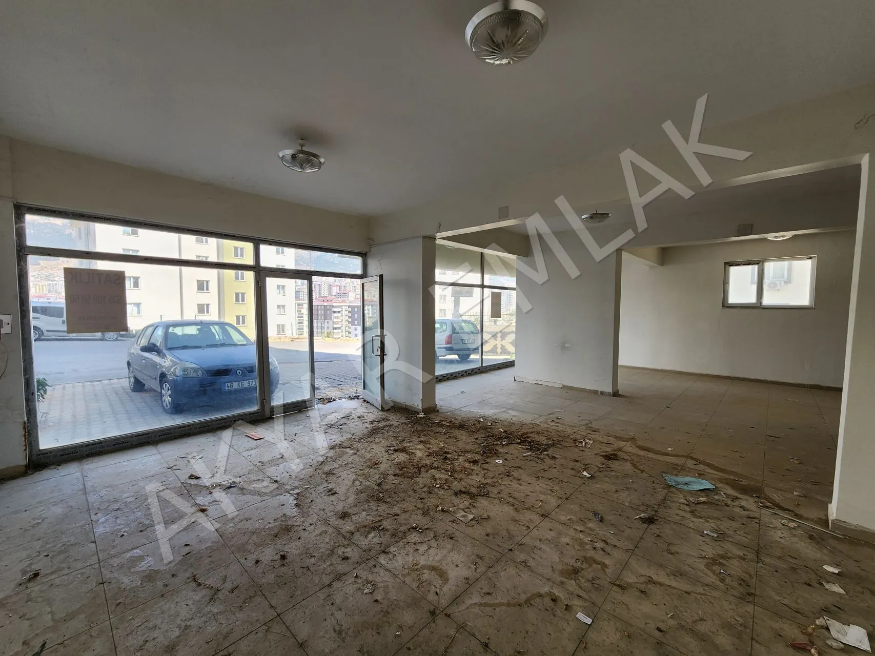 AKYAR EMLAK'Vadi Mah.Geniş Cepheli 140 M2 Satılık Dükkan — 9