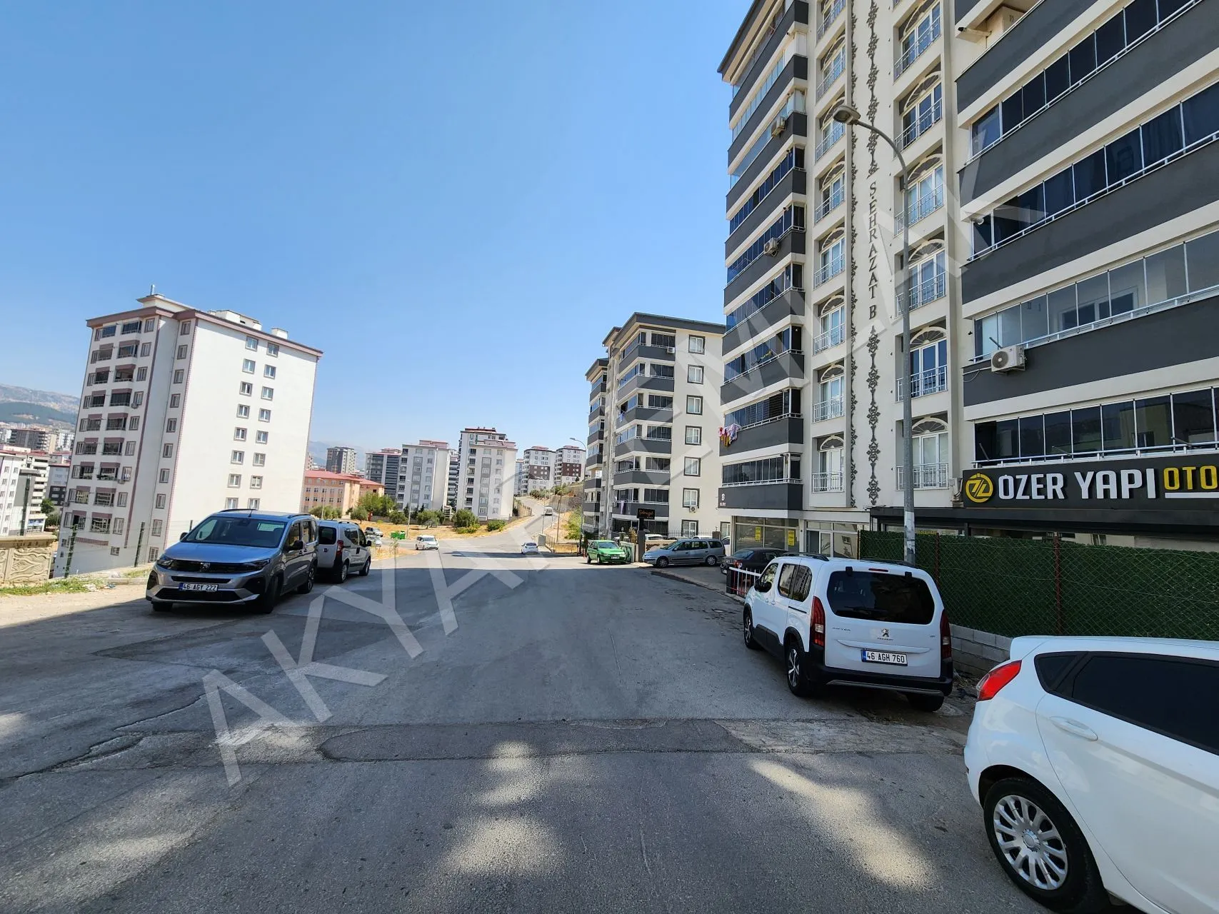AKYAR EMLAK'Vadi Mah.Geniş Cepheli 140 M2 Satılık Dükkan — 2