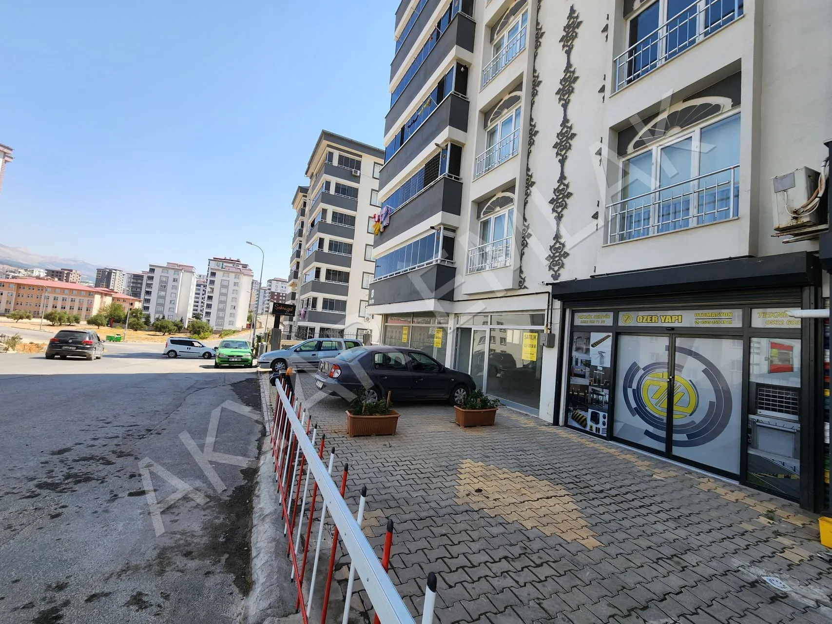 AKYAR EMLAK'Vadi Mah.Geniş Cepheli 140 M2 Satılık Dükkan — 3