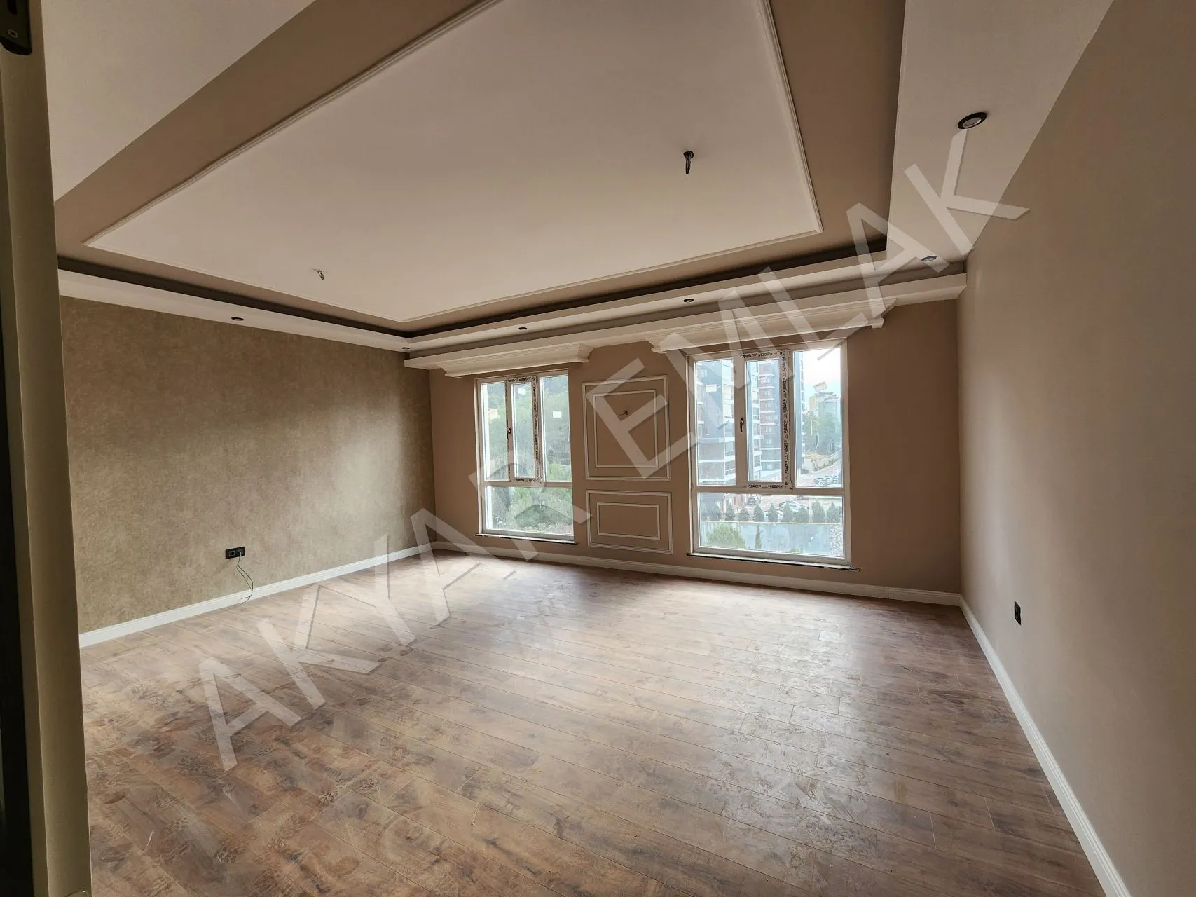 AKYAR EMLAK Hürriyet Mah. Yeni yapı Lüks 4+1 Daire Fırsatı — 17