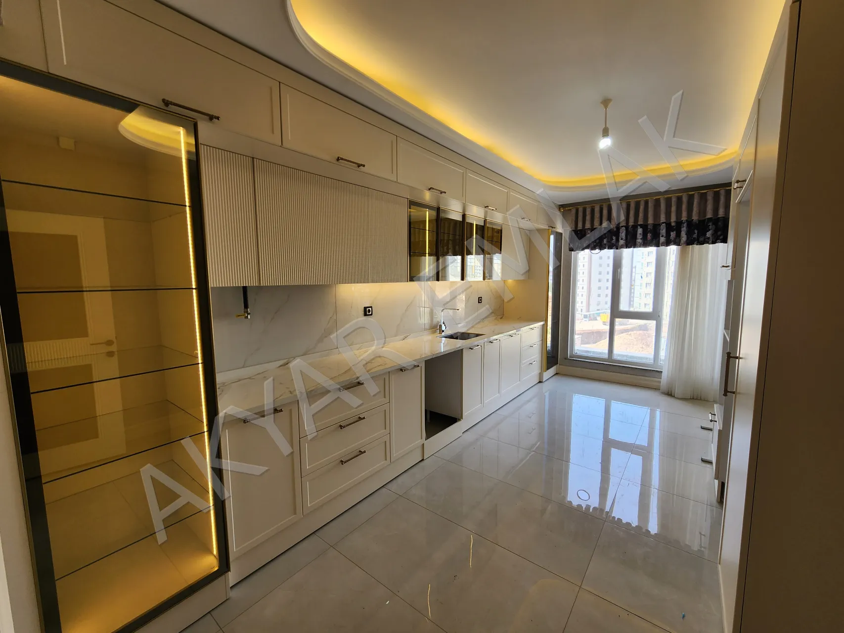 AKYAR EMLAK'dan Yapımı devam eden muhteşem lüks 4+1 Daire — 7