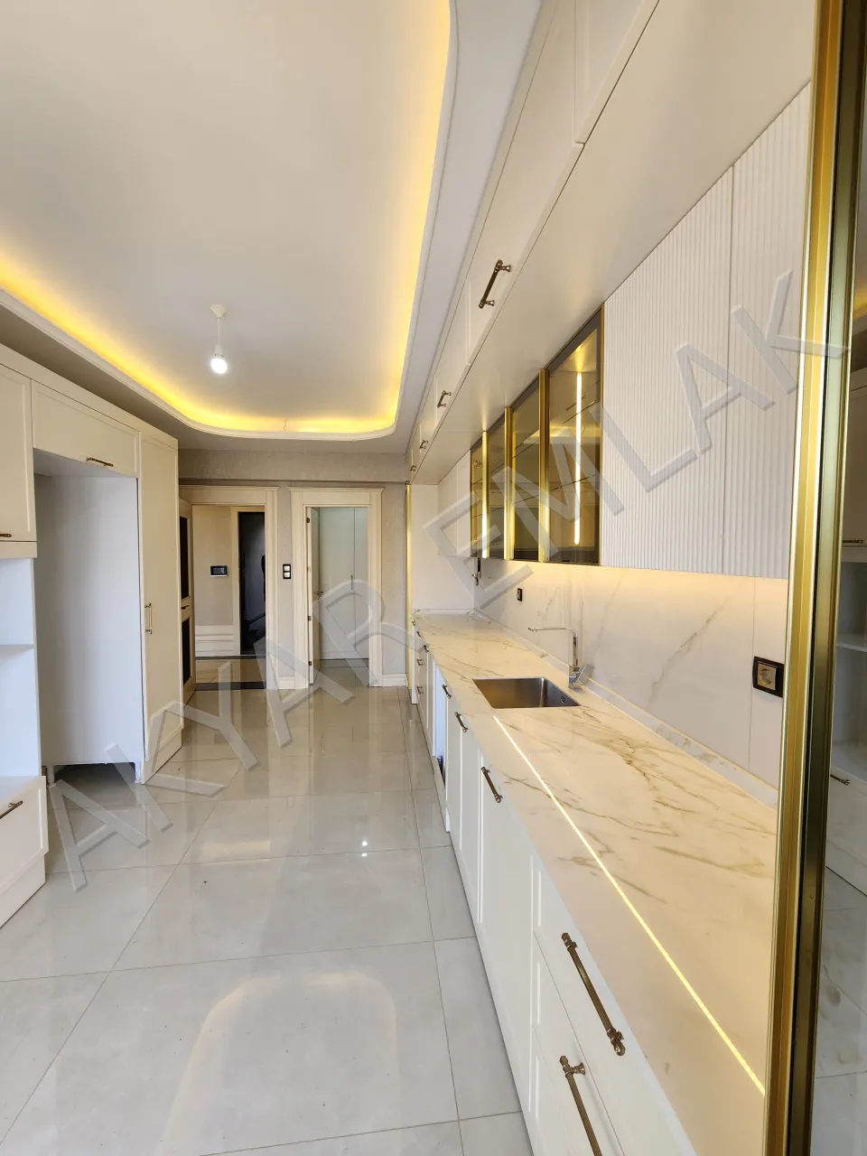 AKYAR EMLAK'dan Yapımı devam eden muhteşem lüks 4+1 Daire — 5