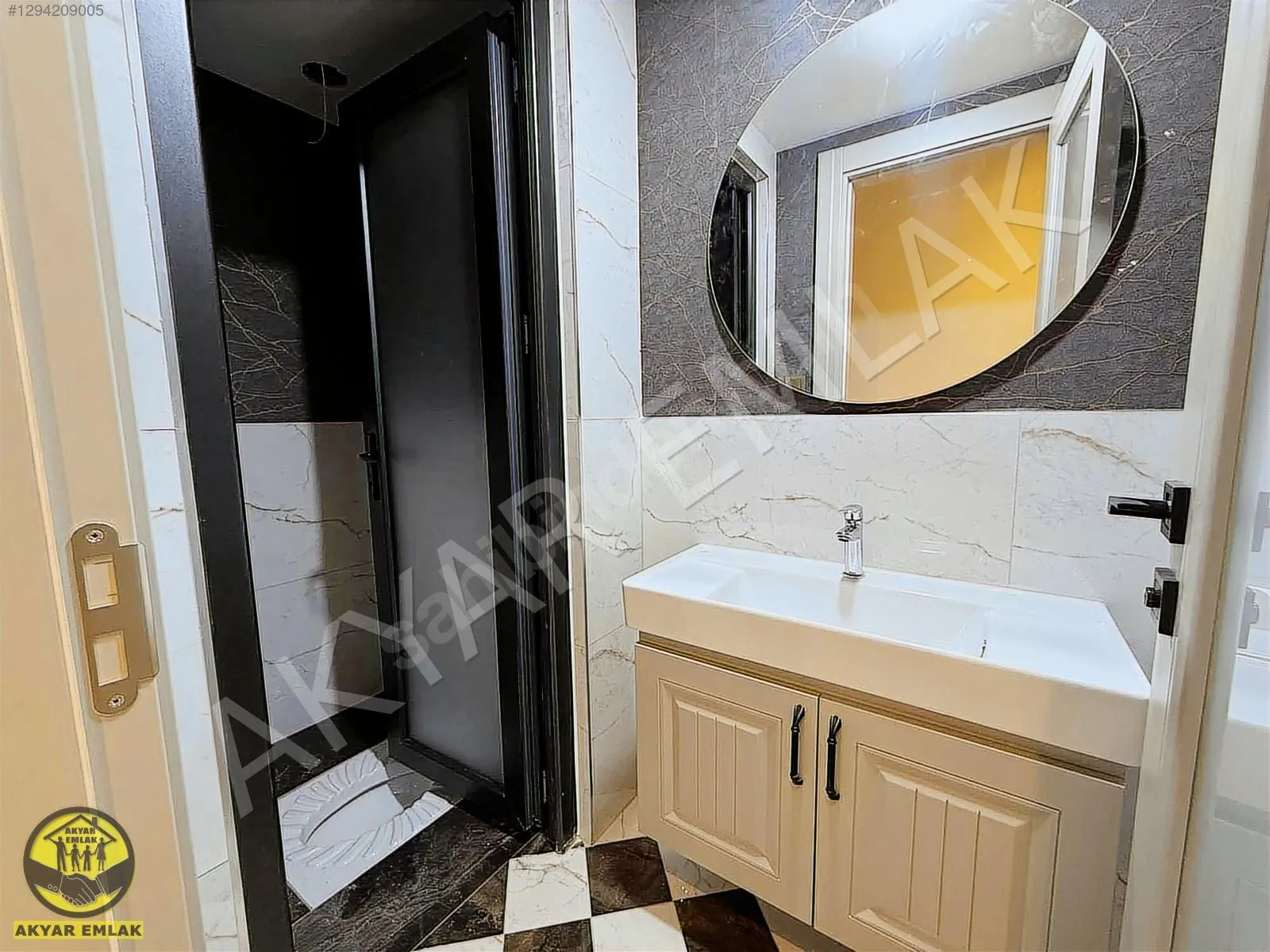 AAKYAR EMLAK'tan 5+1 SATILIK LÜKS DONANIMLI DAİRE — 11