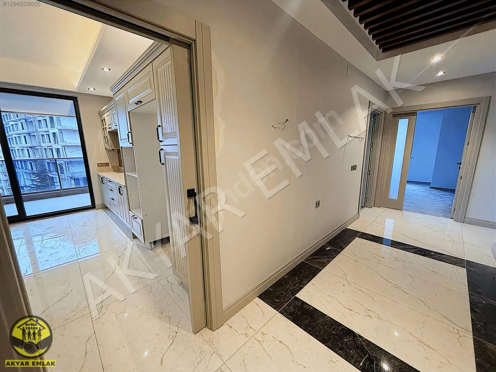 AAKYAR EMLAK'tan 5+1 SATILIK LÜKS DONANIMLI DAİRE — 3