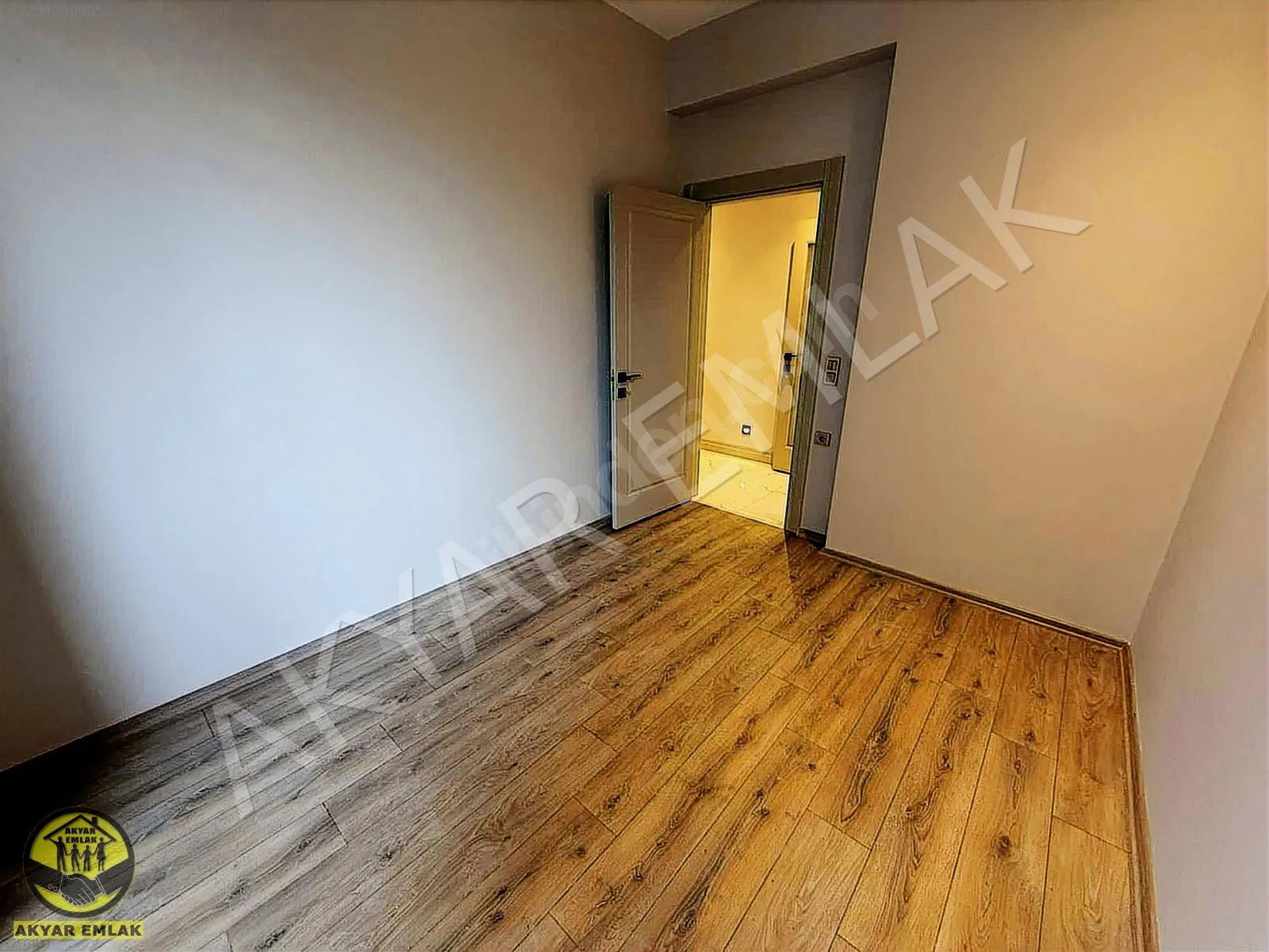 AAKYAR EMLAK'tan 5+1 SATILIK LÜKS DONANIMLI DAİRE — 13