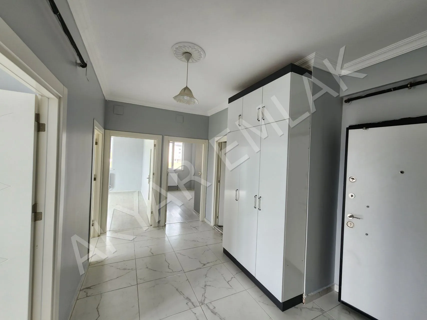 Akyar Emlak'tan pınarbaşı'nda 3+1 daire — 2