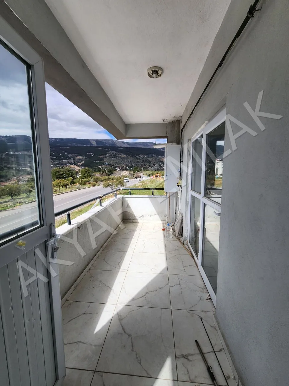 Akyar Emlak'tan pınarbaşı'nda 3+1 daire — 14