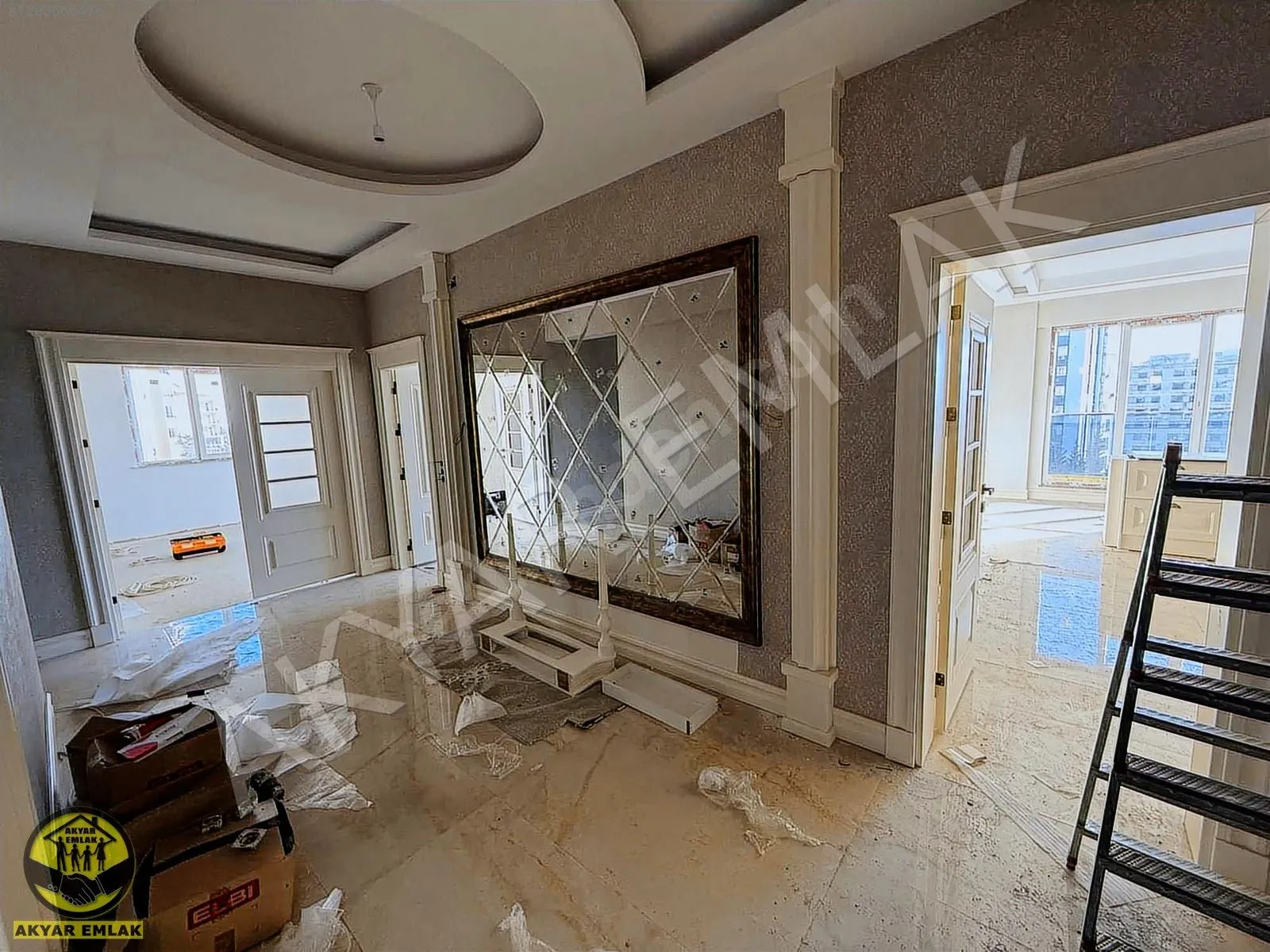 AKYAR EMLAK'tan 5+1 LÜKS SATILIK MERKEZİ LOKASYON SIFIR DAİRE — 2