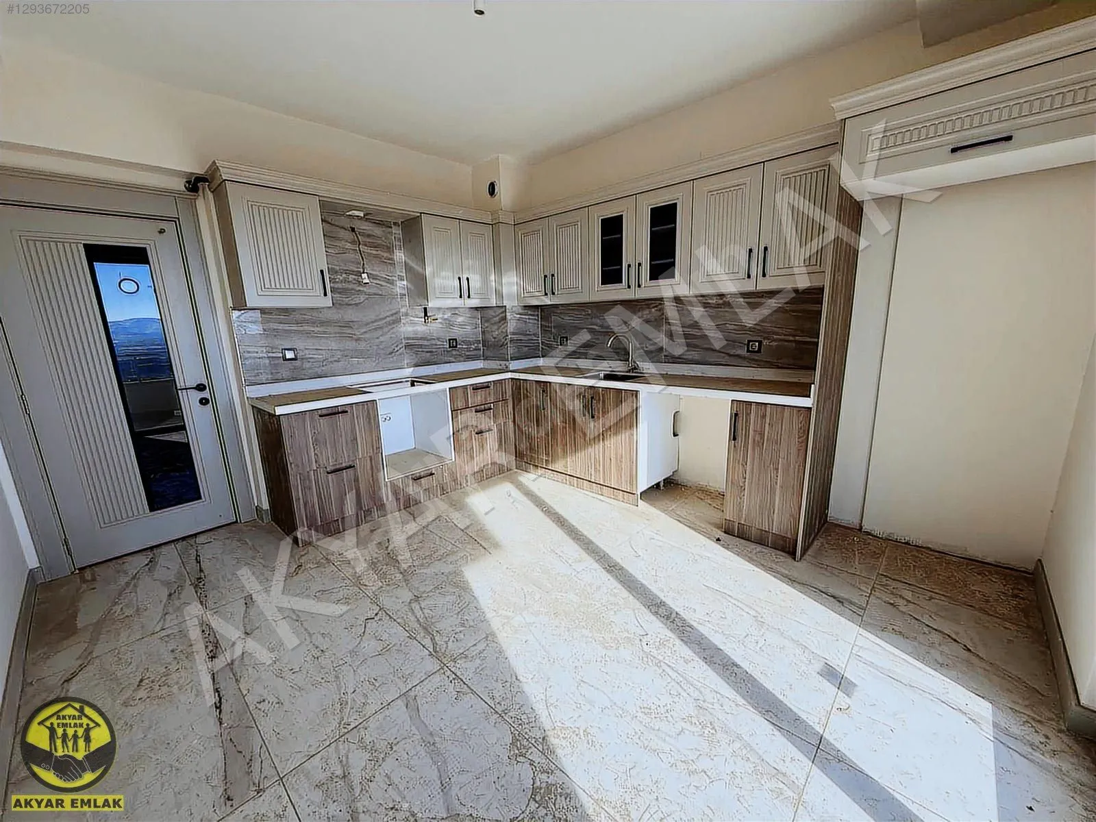 AKYAR EMLAK'tan 4+1 SATILIK DAİRE SİTE İÇERİSİNDE SIFIR ANACADDE — 11