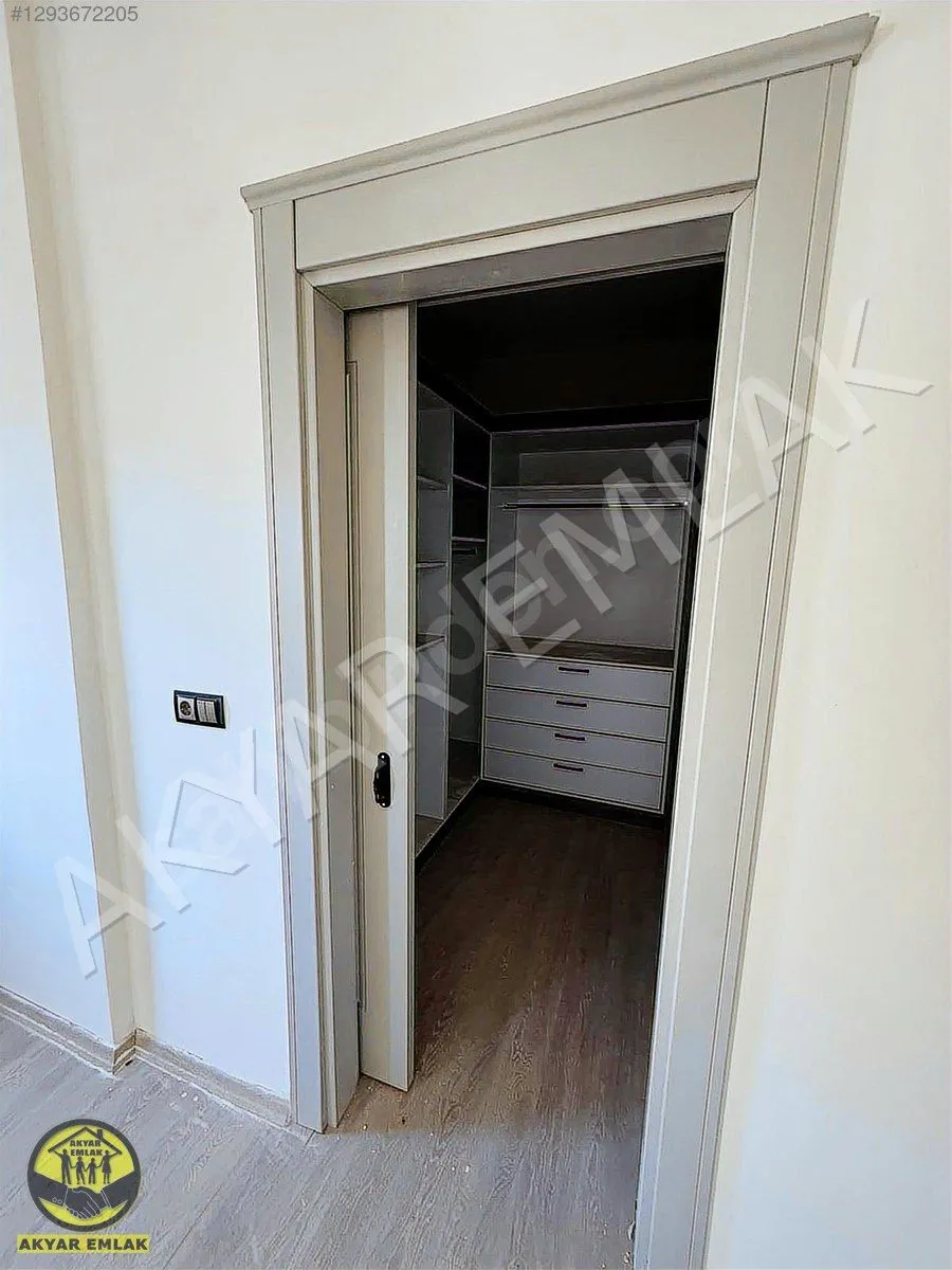 AKYAR EMLAK'tan 4+1 SATILIK DAİRE SİTE İÇERİSİNDE SIFIR ANACADDE — 10