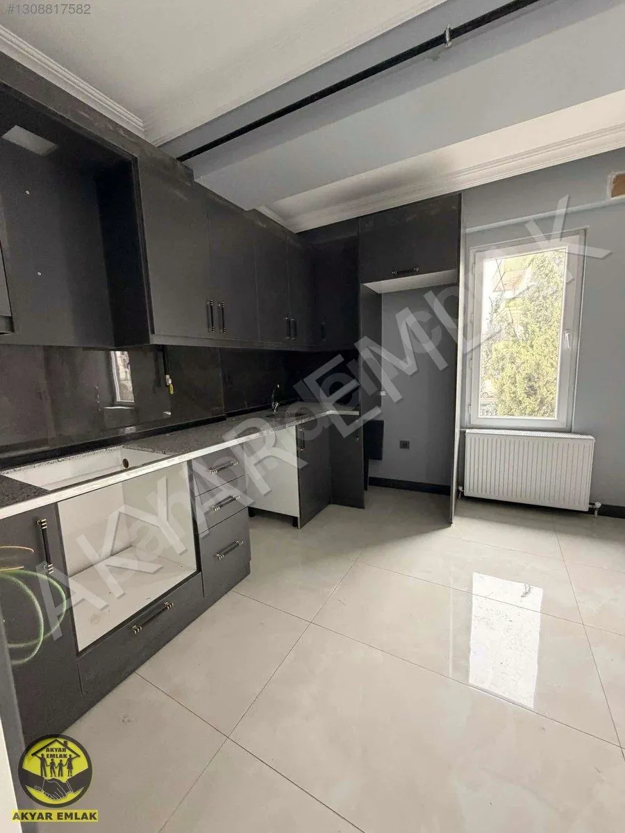 AKYAR EMLAKTAN MERKEZİ KONUM LÜKS YENİ YAPI 1+1 DAİRE — 16