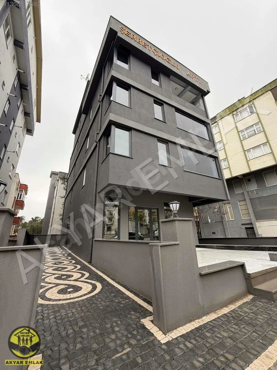 AKYAR EMLAKTAN MERKEZİ KONUM LÜKS YENİ YAPI 1+1 DAİRE — 5