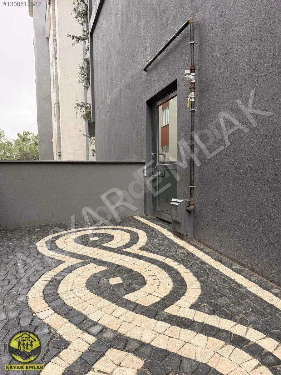 AKYAR EMLAKTAN MERKEZİ KONUM LÜKS YENİ YAPI 1+1 DAİRE — 6