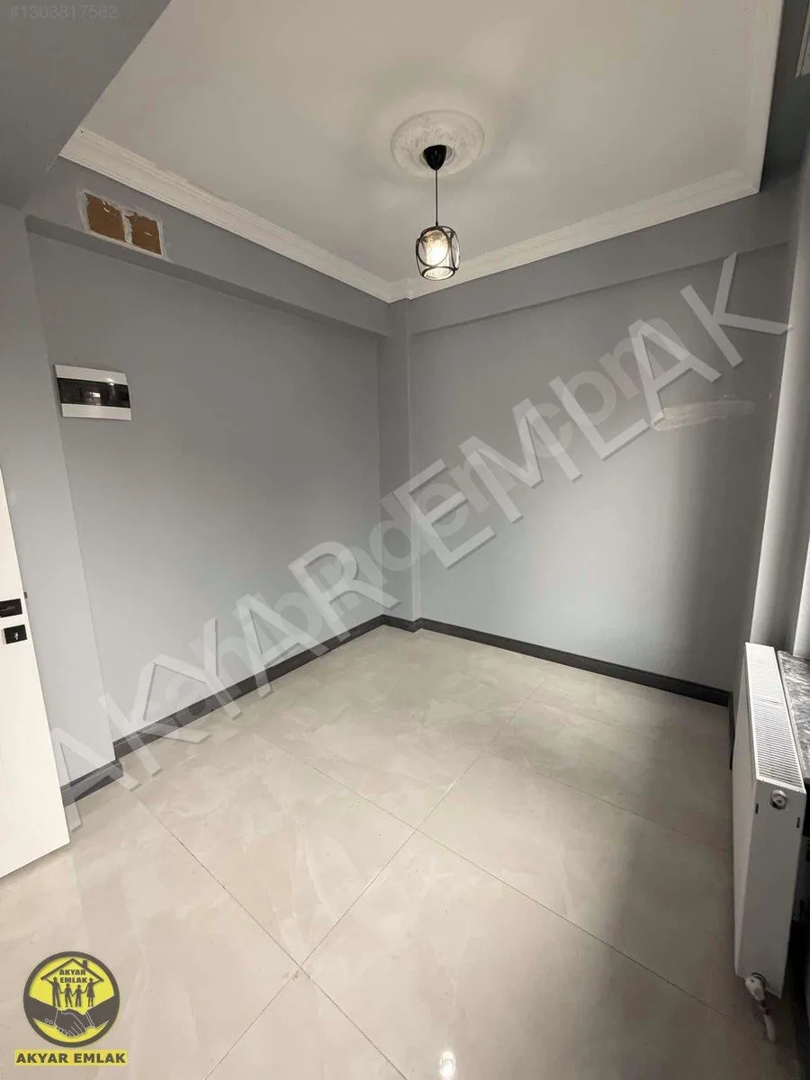 AKYAR EMLAKTAN MERKEZİ KONUM LÜKS YENİ YAPI 1+1 DAİRE — 12