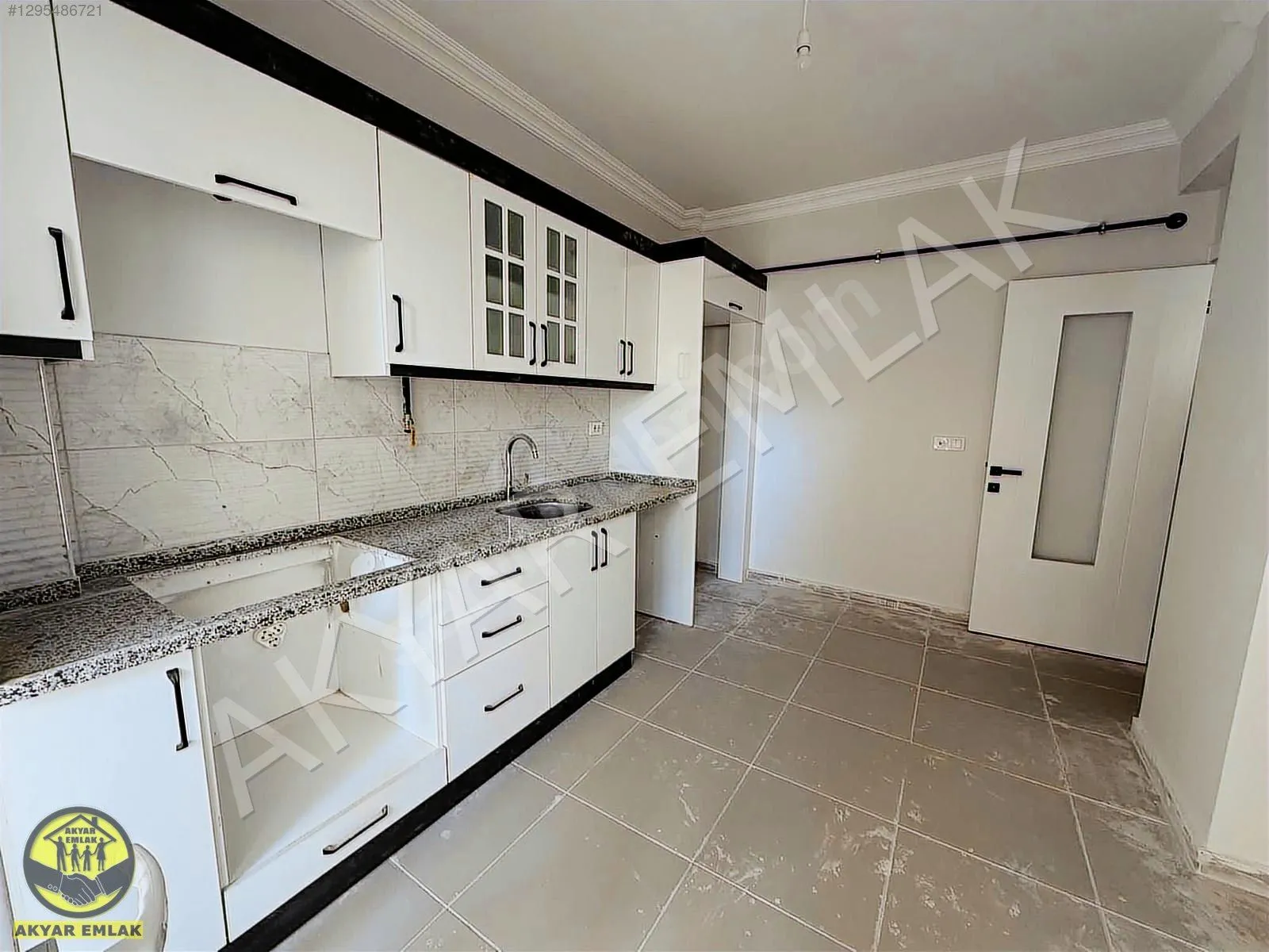 AKYAR EMLAKTAN BALLICA MAH YENİ YAPI LÜKS FERAH 2+1 DAİRE — 3