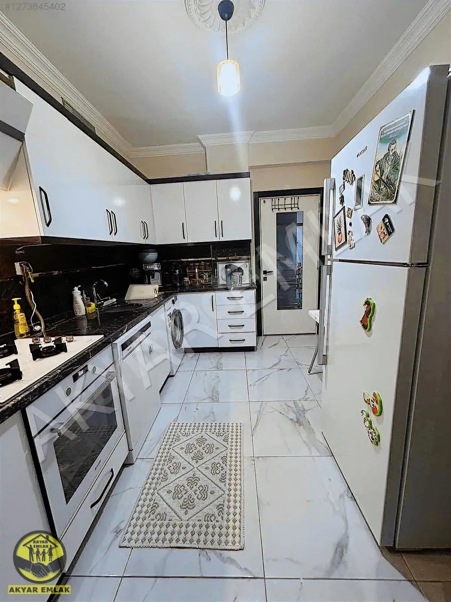 AKYAR EMLAKTAN DOĞUKENT ANA CADDE ARKASI 2+1 SATILIK DAİRE