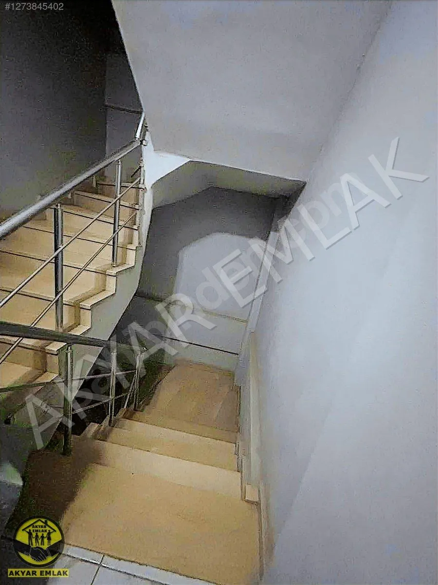 AKYAR EMLAKTAN DOĞUKENT ANA CADDE ARKASI 2+1 SATILIK DAİRE — 3