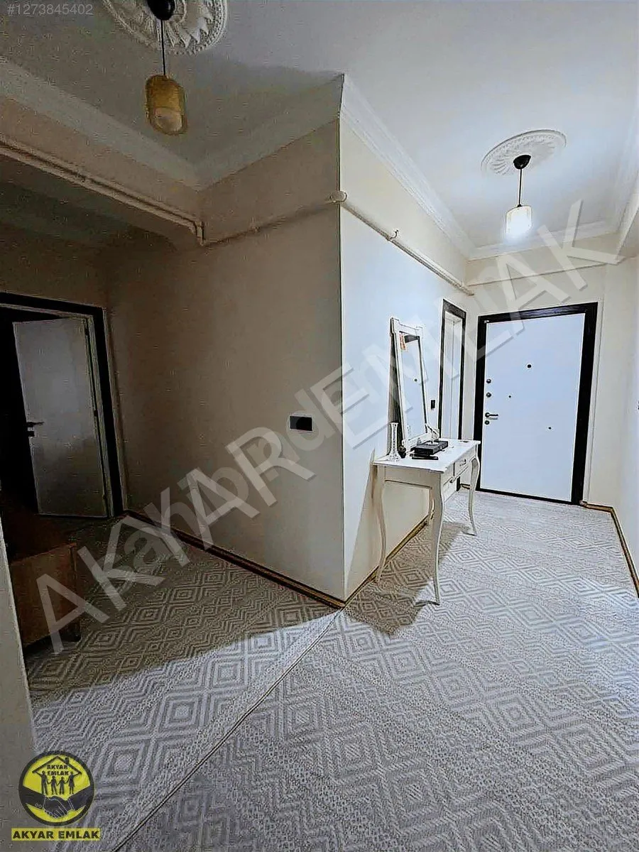 AKYAR EMLAKTAN DOĞUKENT ANA CADDE ARKASI 2+1 SATILIK DAİRE — 8