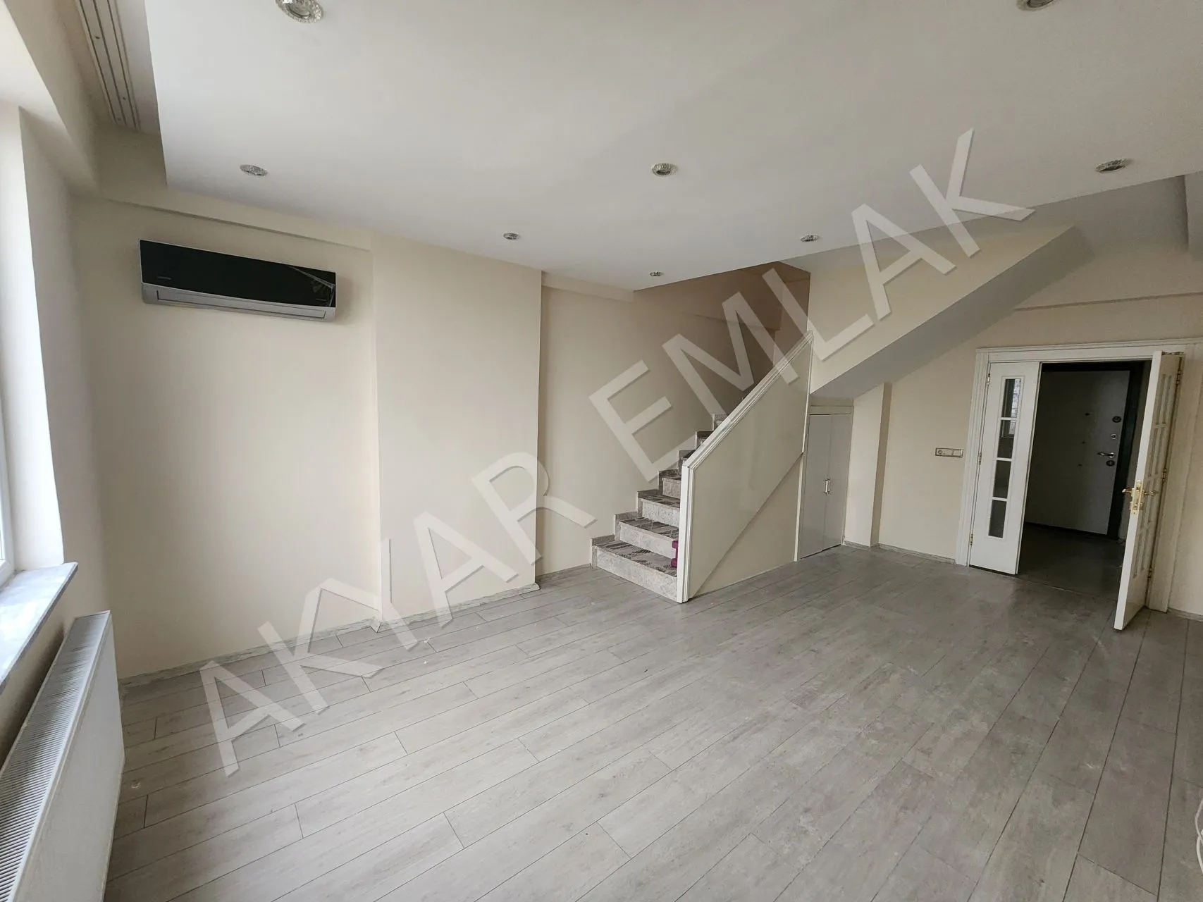 Akyar Emlak Satılık Bayazıtlı mahallesi 6+1 dubleks daire — 8