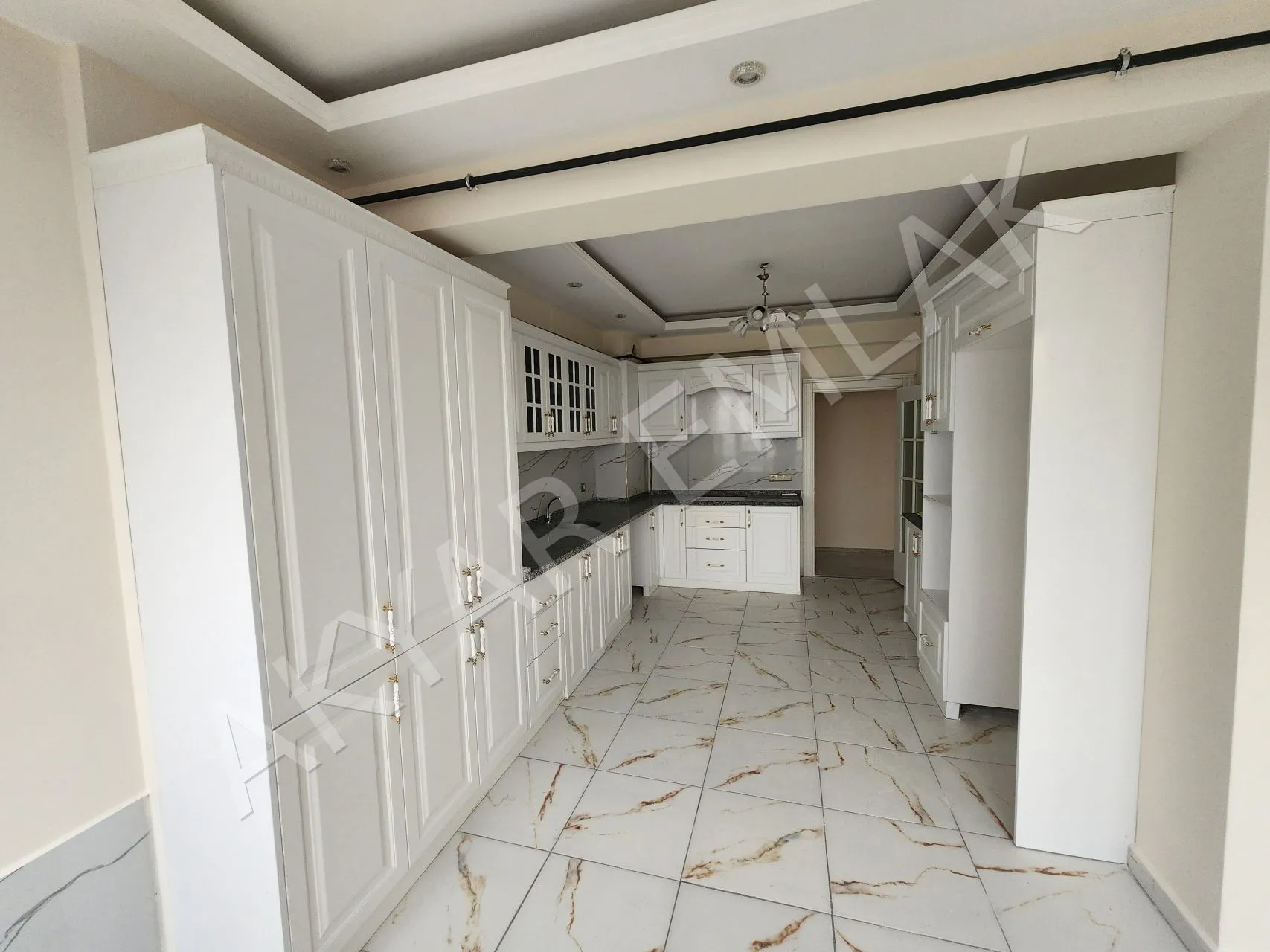 Akyar Emlak Satılık Bayazıtlı mahallesi 6+1 dubleks daire — 2