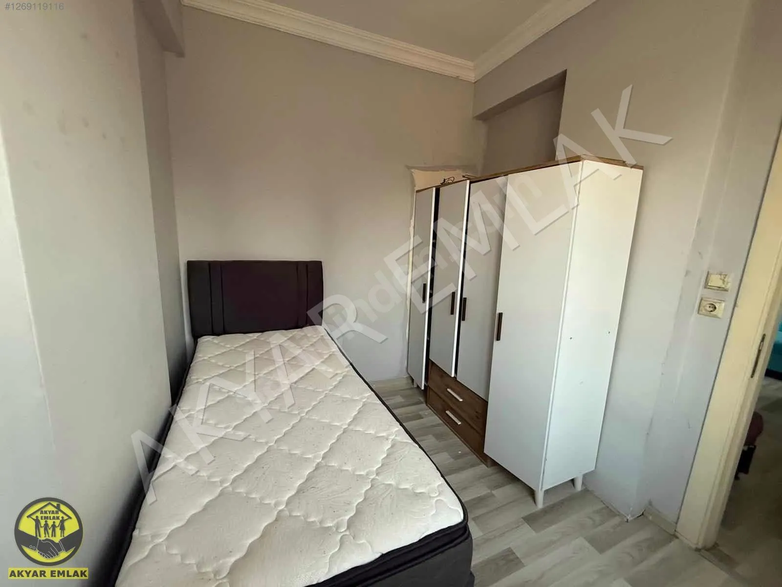 AKYAR EMLAKTAN M.AKİF MAH EŞYALI KİRACILI 1+1 DAİRE — 4