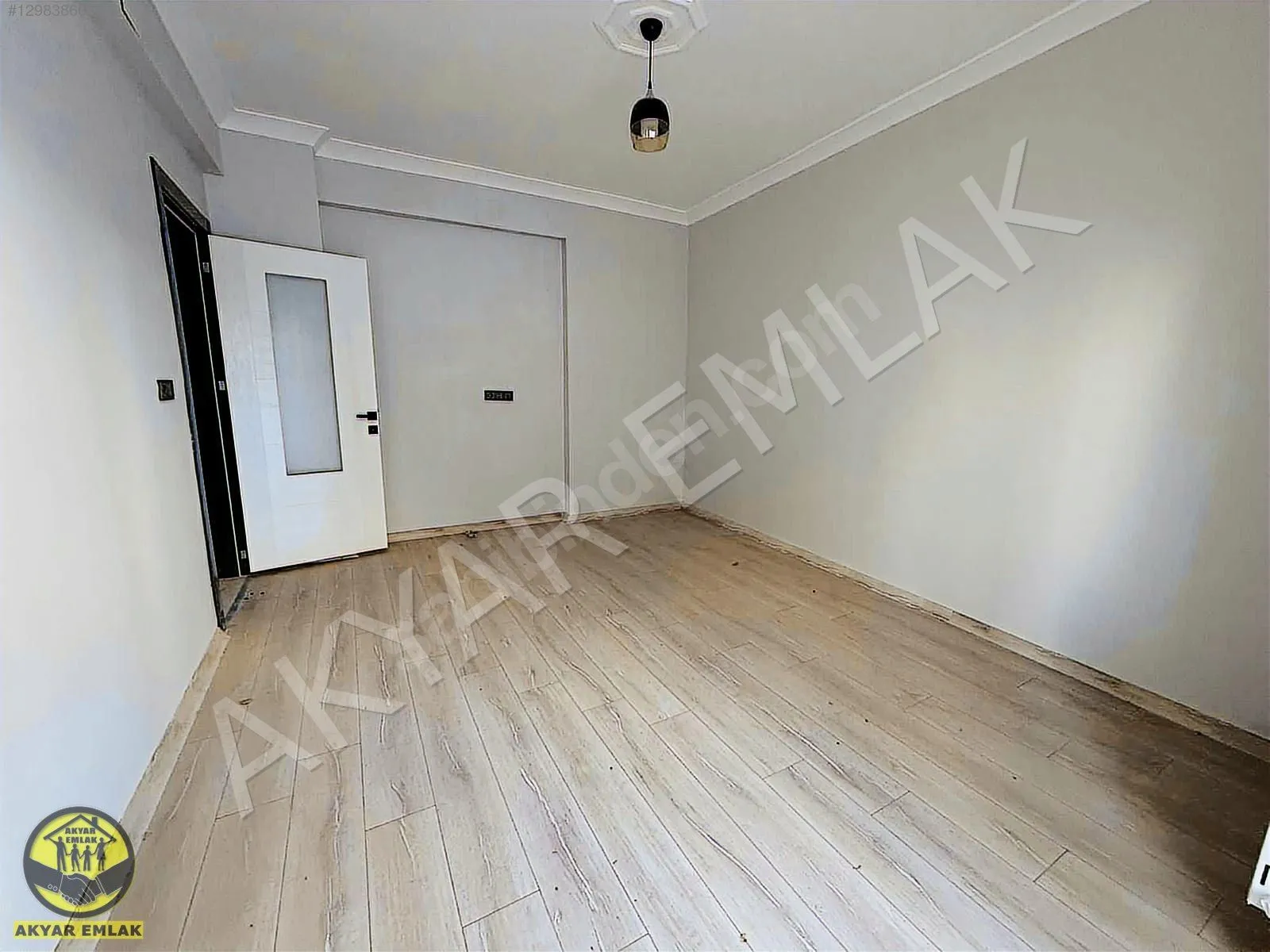 AKYAR EMLAKTAN BALLICA LÜKS BAHÇELİ DÜZ GİRİŞ GENİŞ 2+0 DAİRE — 2