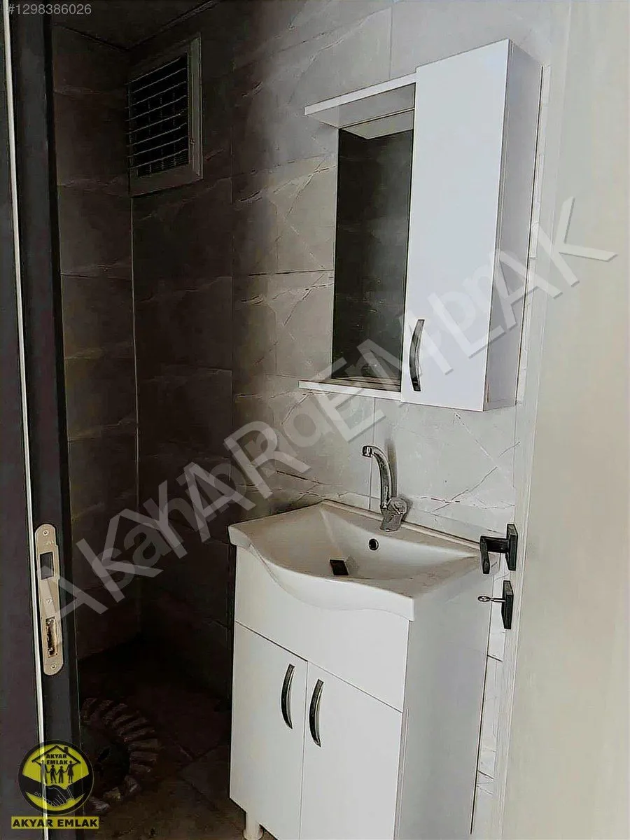 AKYAR EMLAKTAN BALLICA LÜKS BAHÇELİ DÜZ GİRİŞ GENİŞ 2+0 DAİRE — 14