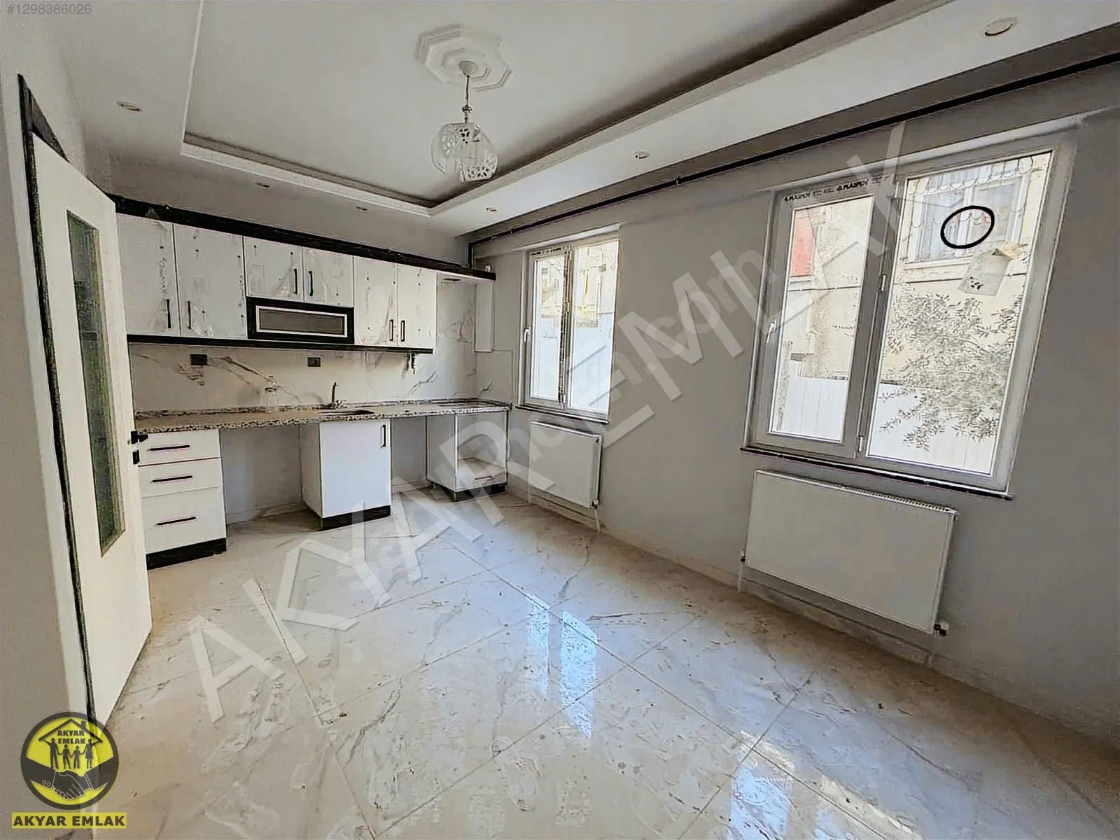 AKYAR EMLAKTAN BALLICA LÜKS BAHÇELİ DÜZ GİRİŞ GENİŞ 2+0 DAİRE — 10