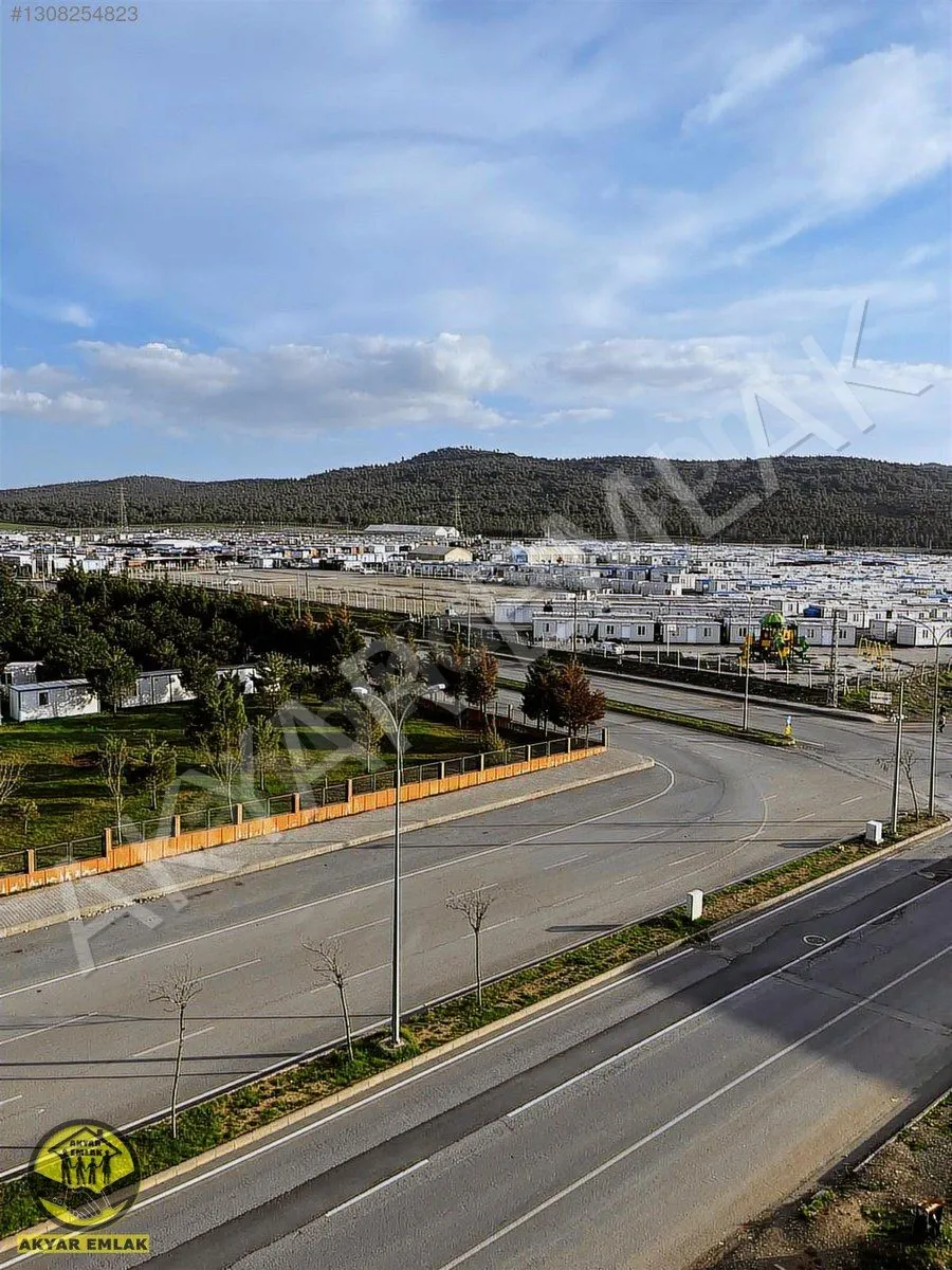 AKYAR EMLAK'DAN SATILIK YATIRIMLIK FIRSAT DAİRE 2+0 — 9