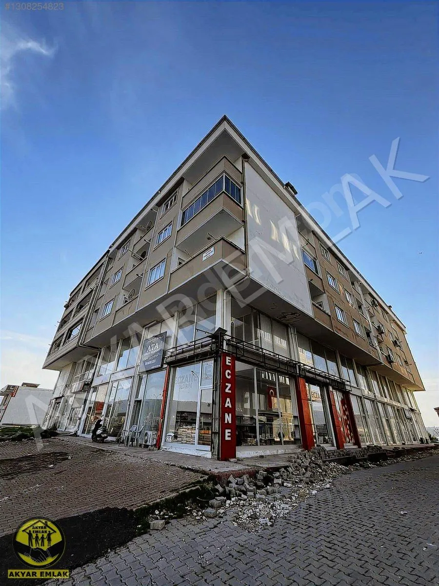 AKYAR EMLAK'DAN SATILIK YATIRIMLIK FIRSAT DAİRE 2+0 — 1