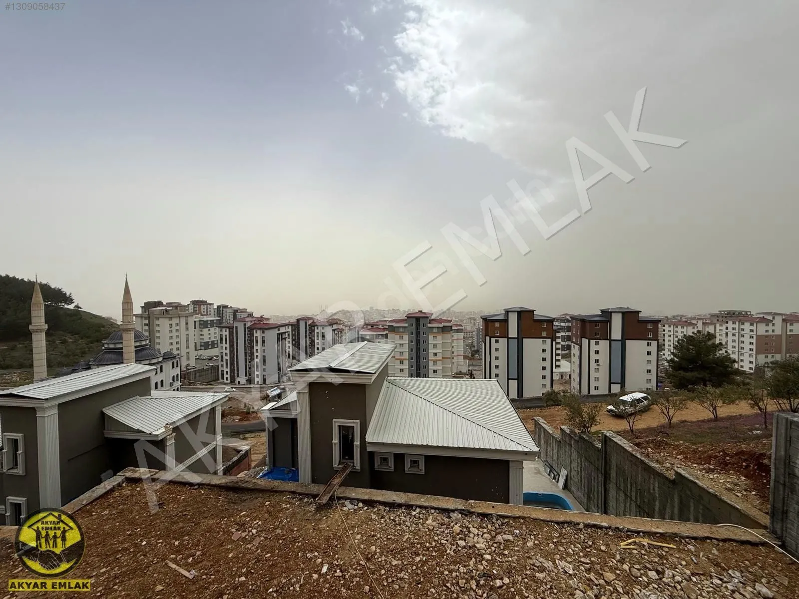AKYAR EMLAK'DAN RASIM ÖZDENÖREN MAHALLESİ YENİ YAPI LÜKS FERAH 4+1 DAİRE — 20