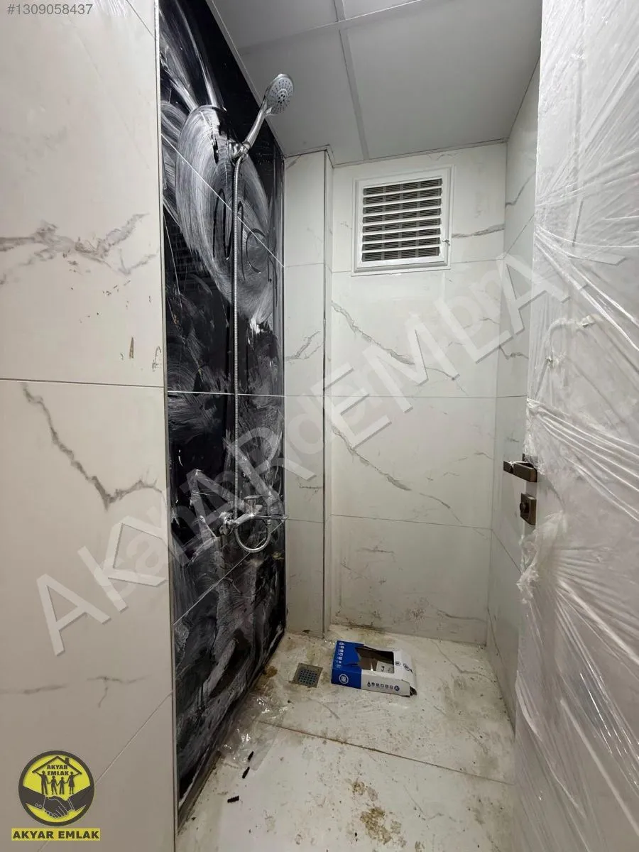 AKYAR EMLAK'DAN RASIM ÖZDENÖREN MAHALLESİ YENİ YAPI LÜKS FERAH 4+1 DAİRE — 7
