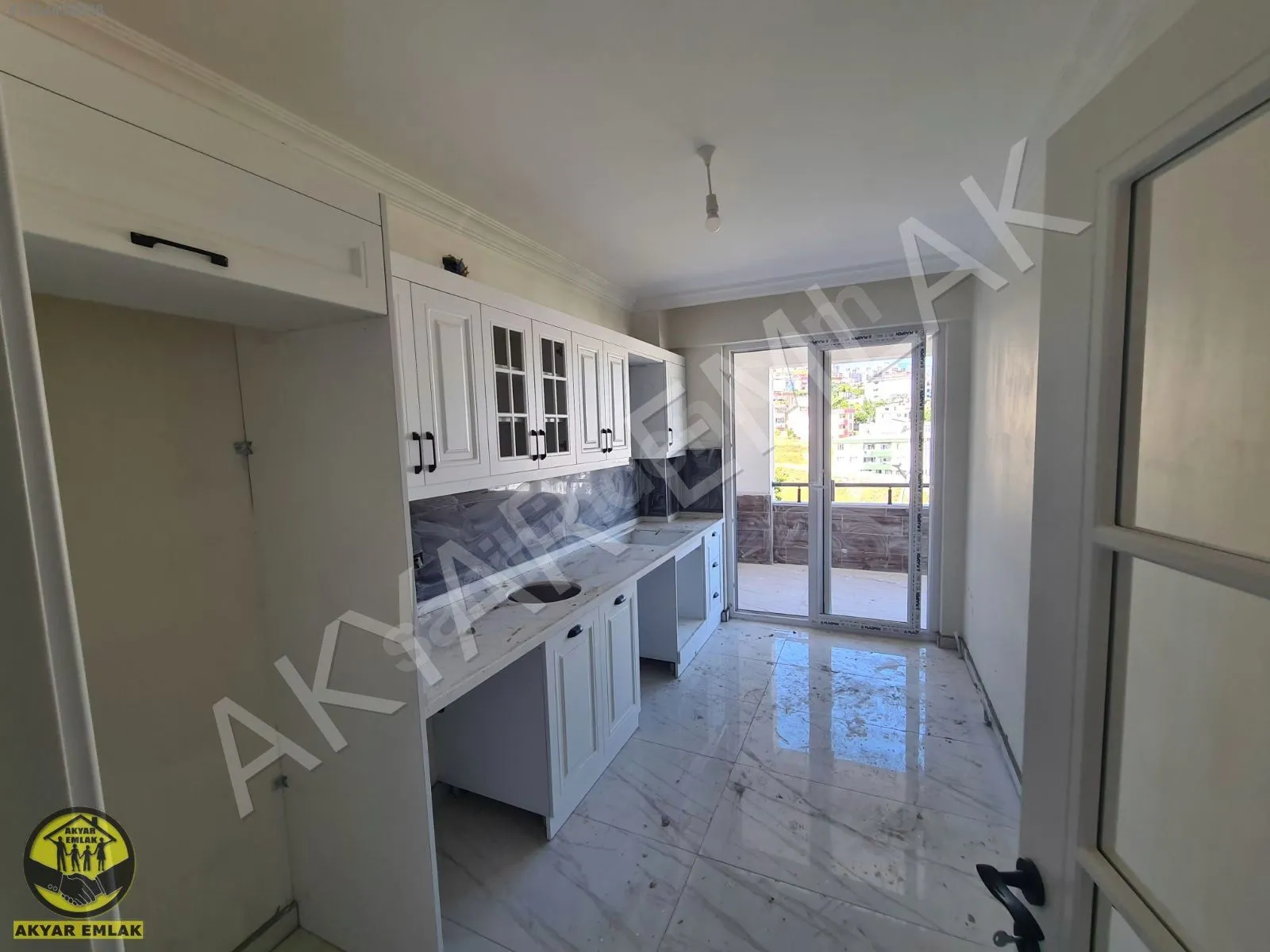 AKYAR EMLAK'DAN AĞCALI YOLUÜZERİ 2025 YAPIMI 3+1 DAİRE — 4