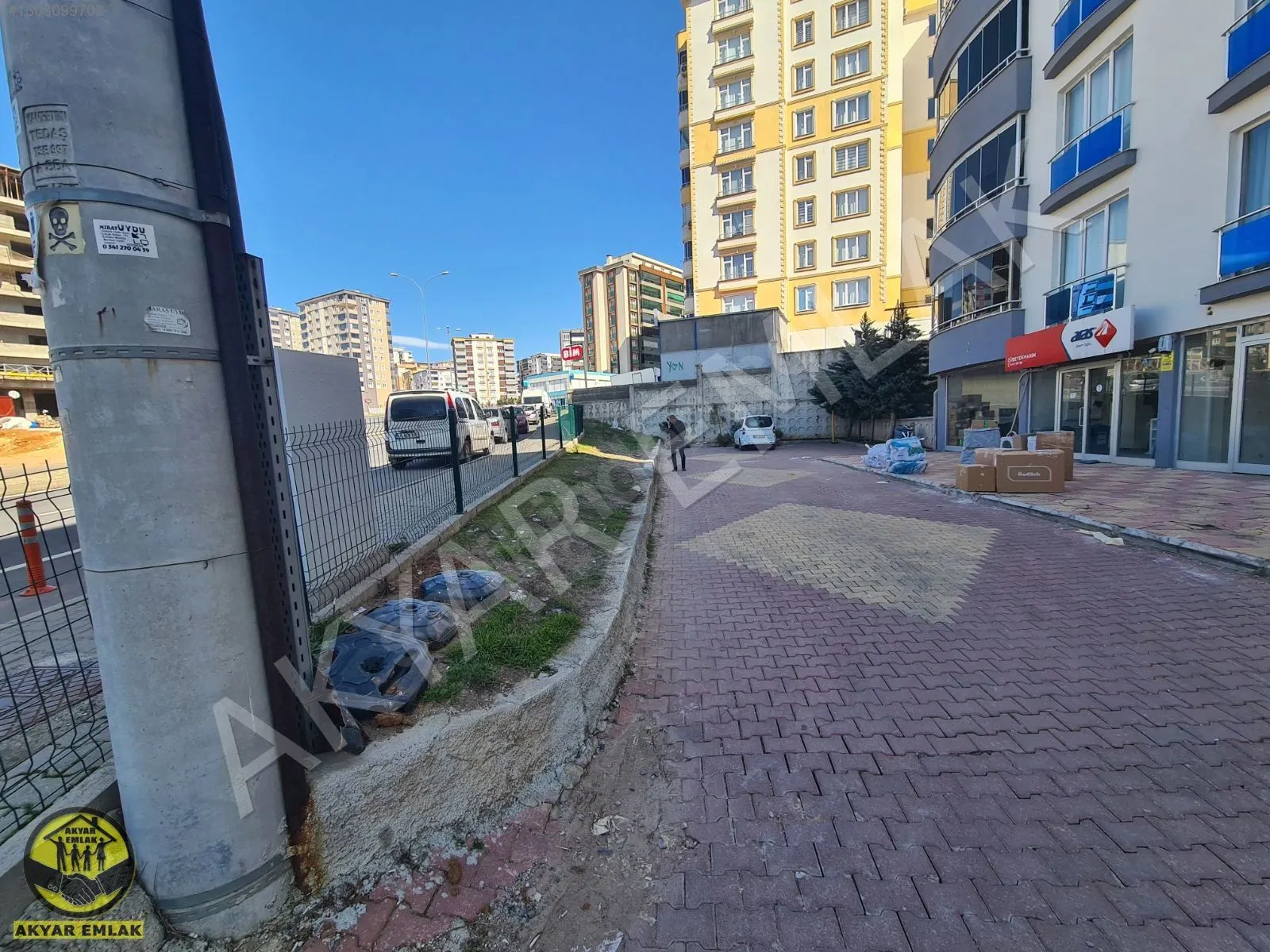 AKYAR EMLAK'DAN GENİŞ CADDE ÜSTÜ SATILIK İŞYERİ