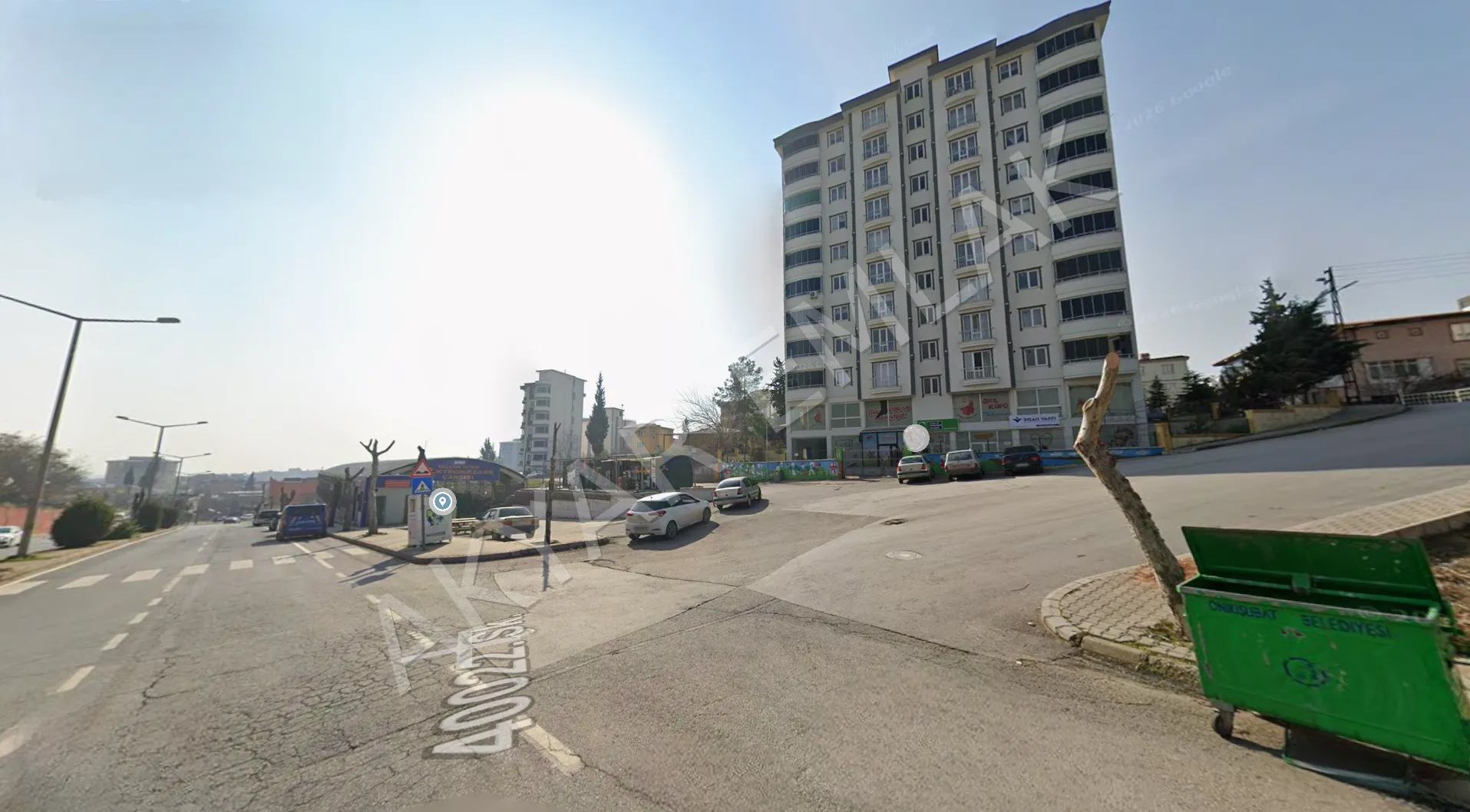 AKYAR EMLAK'DAN ANA CADDE ÜZERİ GENİŞ CEPHE ASMA KATLI DÜKKAN KREŞ — 1