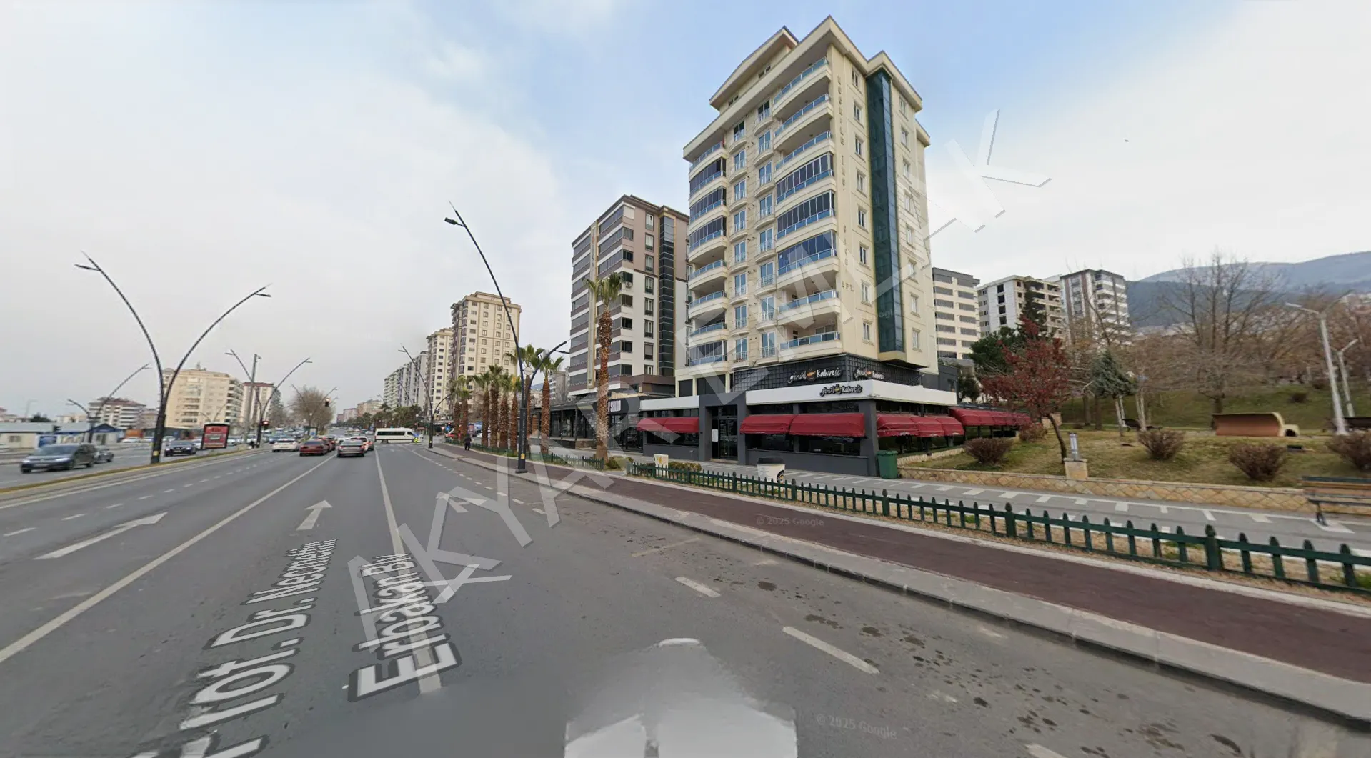 AKYAR EMLAK | Binevler Kavşağı GenişCephe Satılık Dükkan Fırsatı — 2