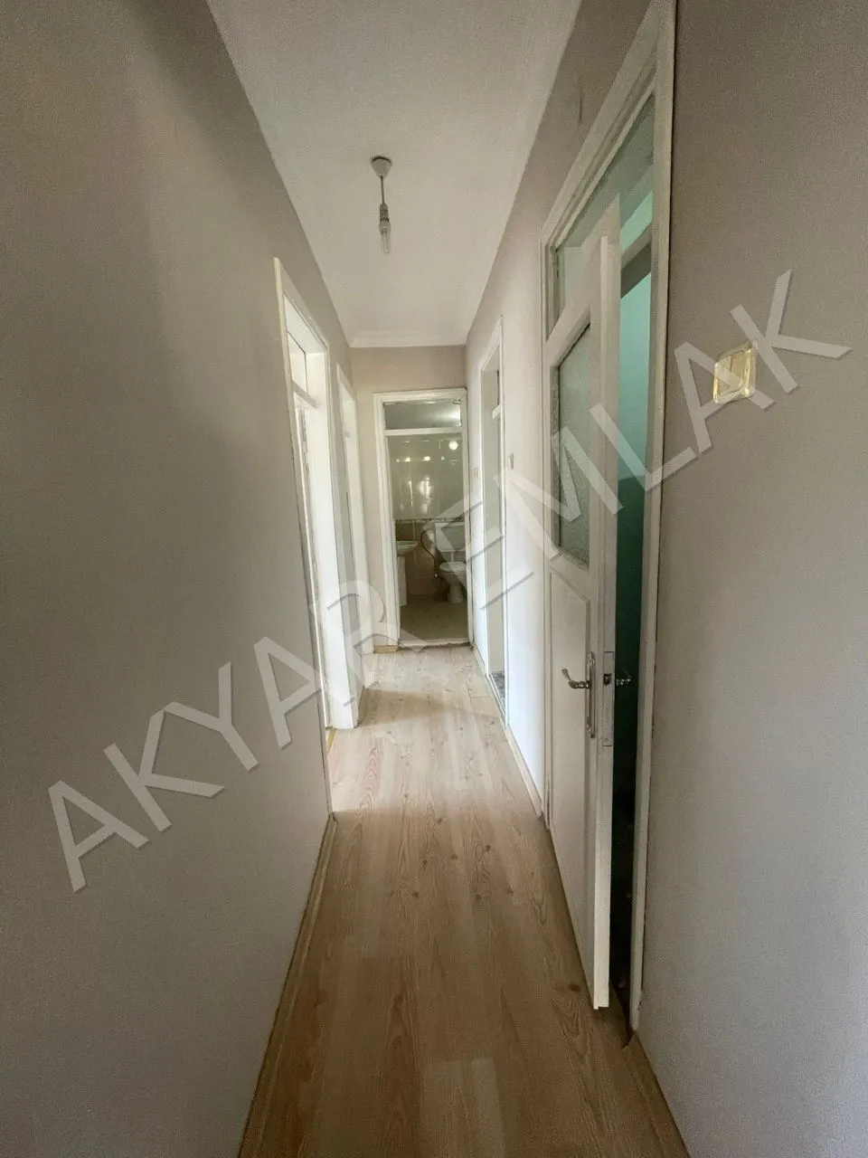 Akyar Emlak’tan çarşı merkezde geniş 2+1 — 13