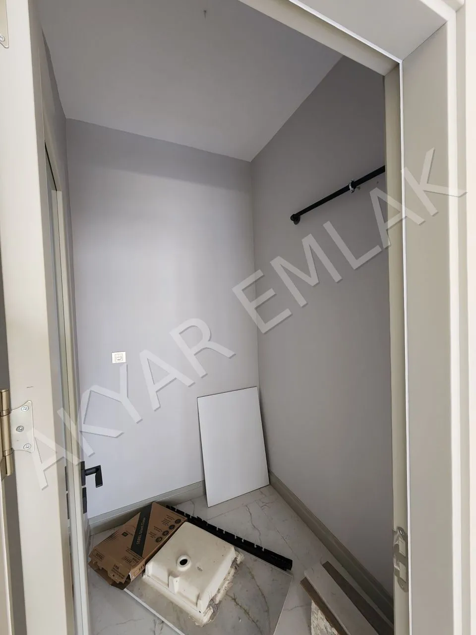 AKYAR EMLAK'DAN LÜKS YAPI 5+1 DAİRE YENİ YAPI — 38