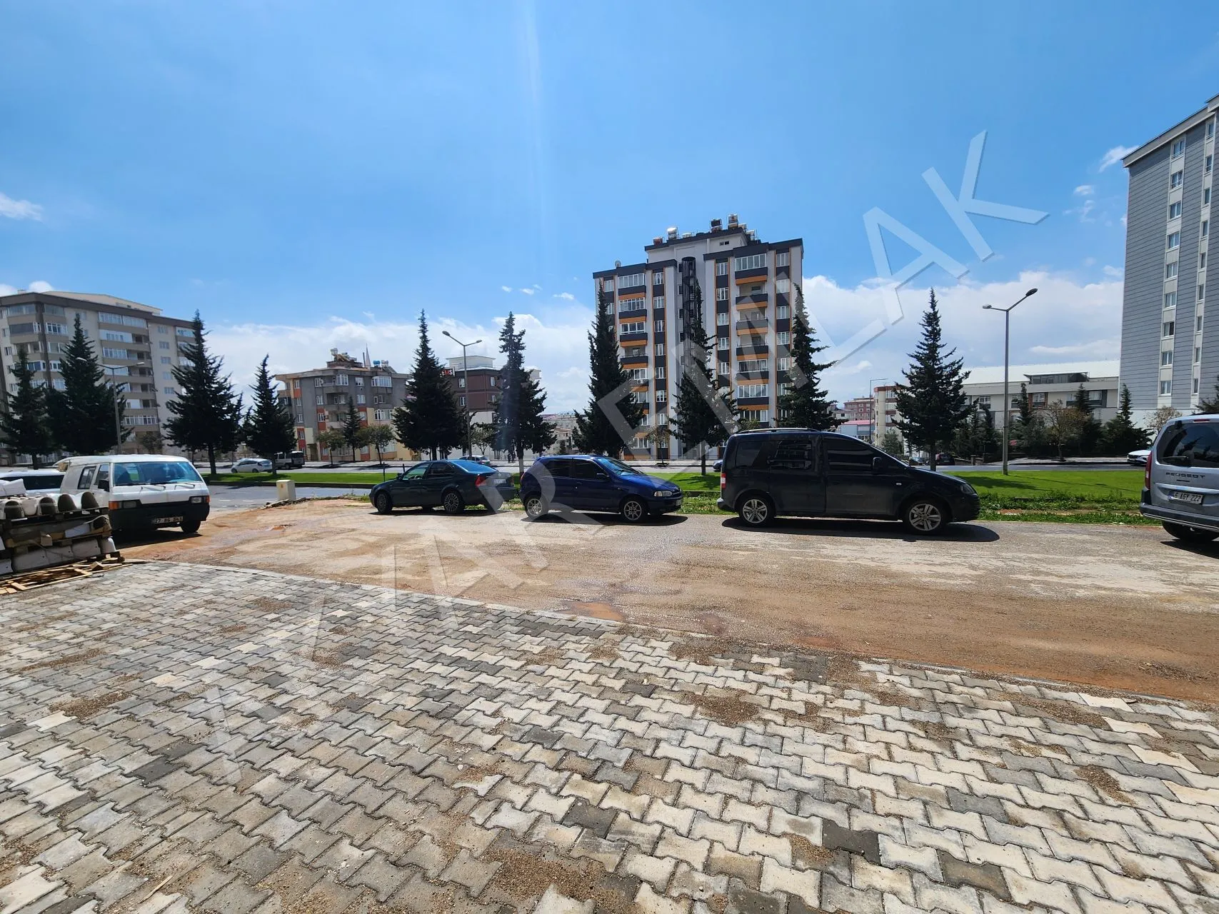 AKYAR EMLAK SELÇUKLU MAH. ANA CADDE DÜKKANLAR ACİL — 5